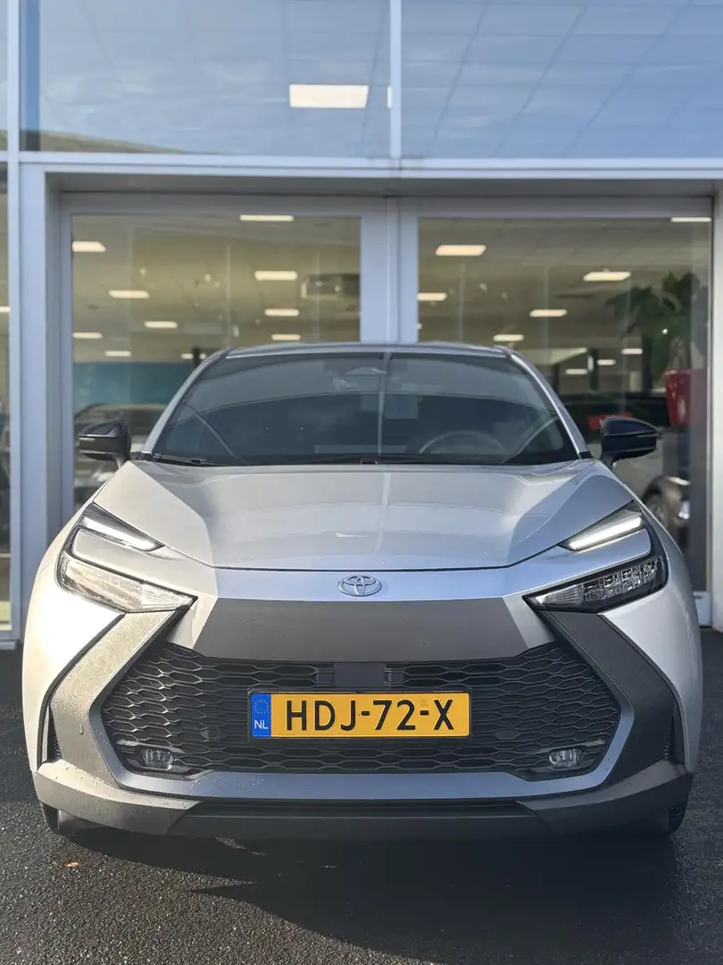 Toyota C-HR 2.0 Plug-in Hybrid 220 Dynamic | LM Velgen | Navig Grau - 2