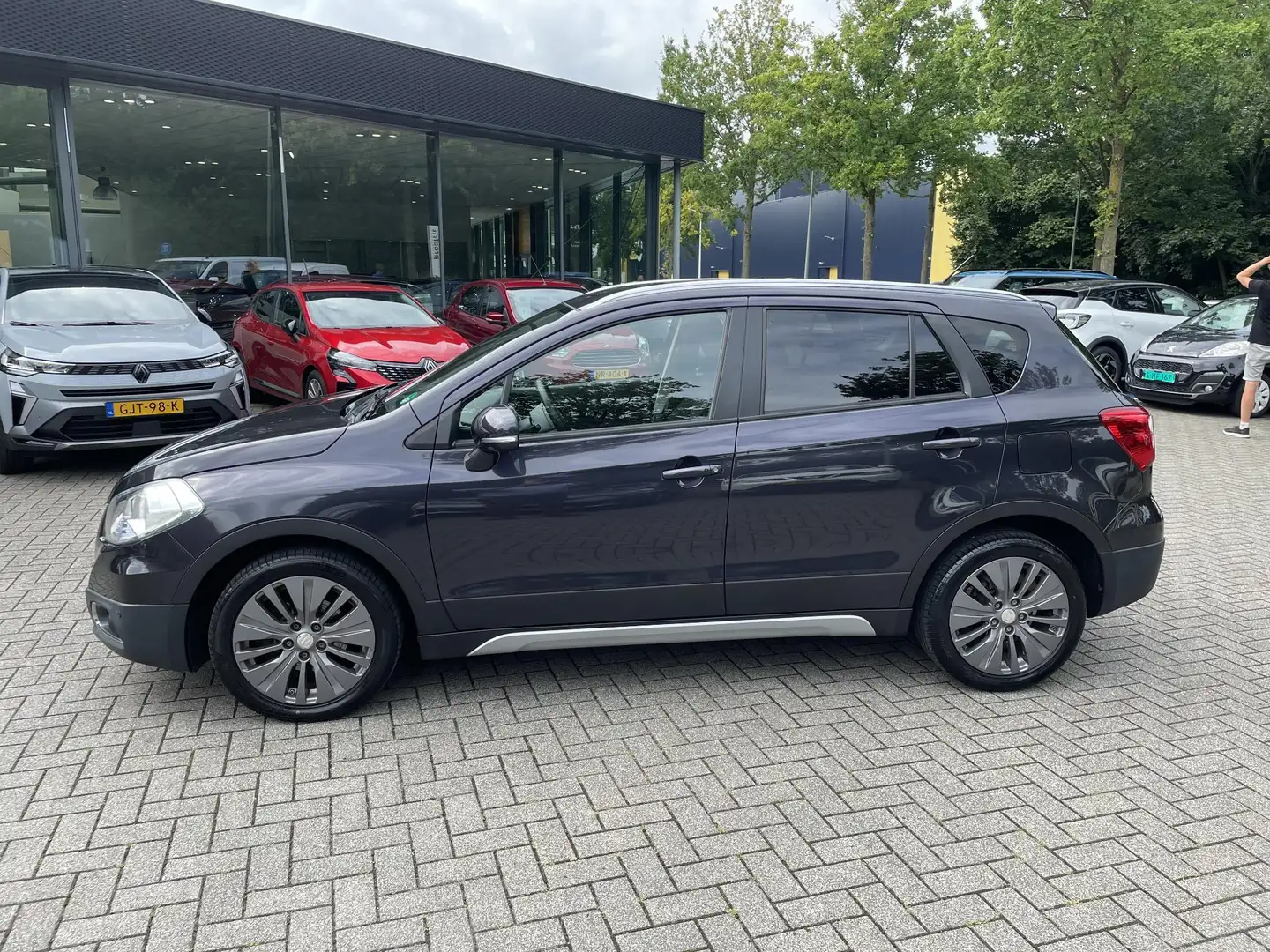 Suzuki SX4 S-Cross 1.6 Exclusive Grijs - 2