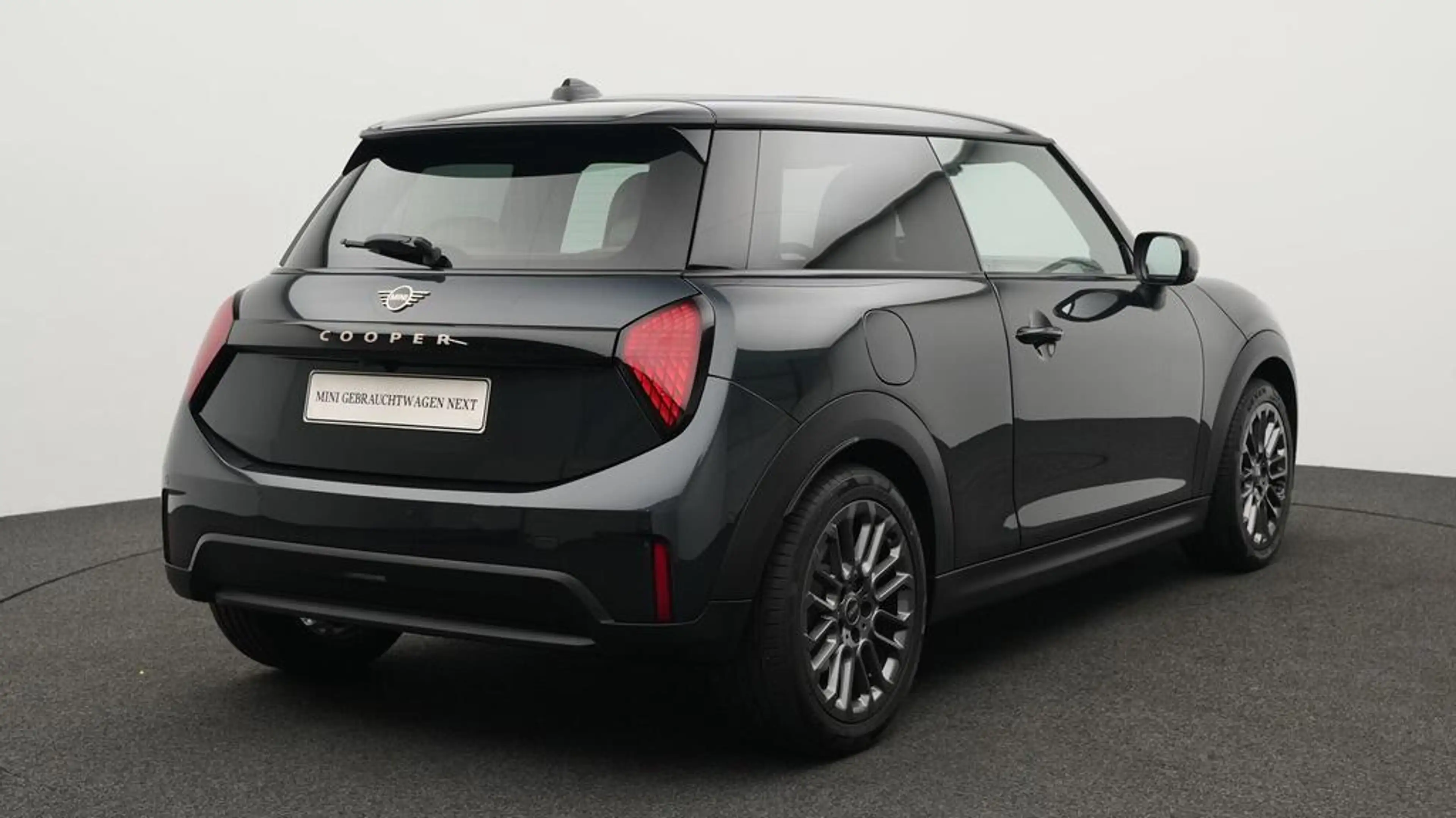 MINI Cooper C Favoured Trim — photo 7