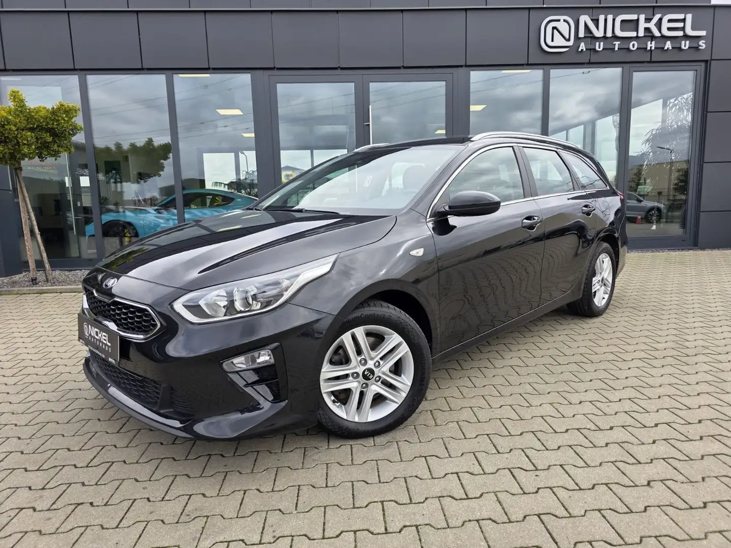 Kia Ceed SW / cee'd SW Vision*Navi*Led*Kamera*Top* Noir - 1