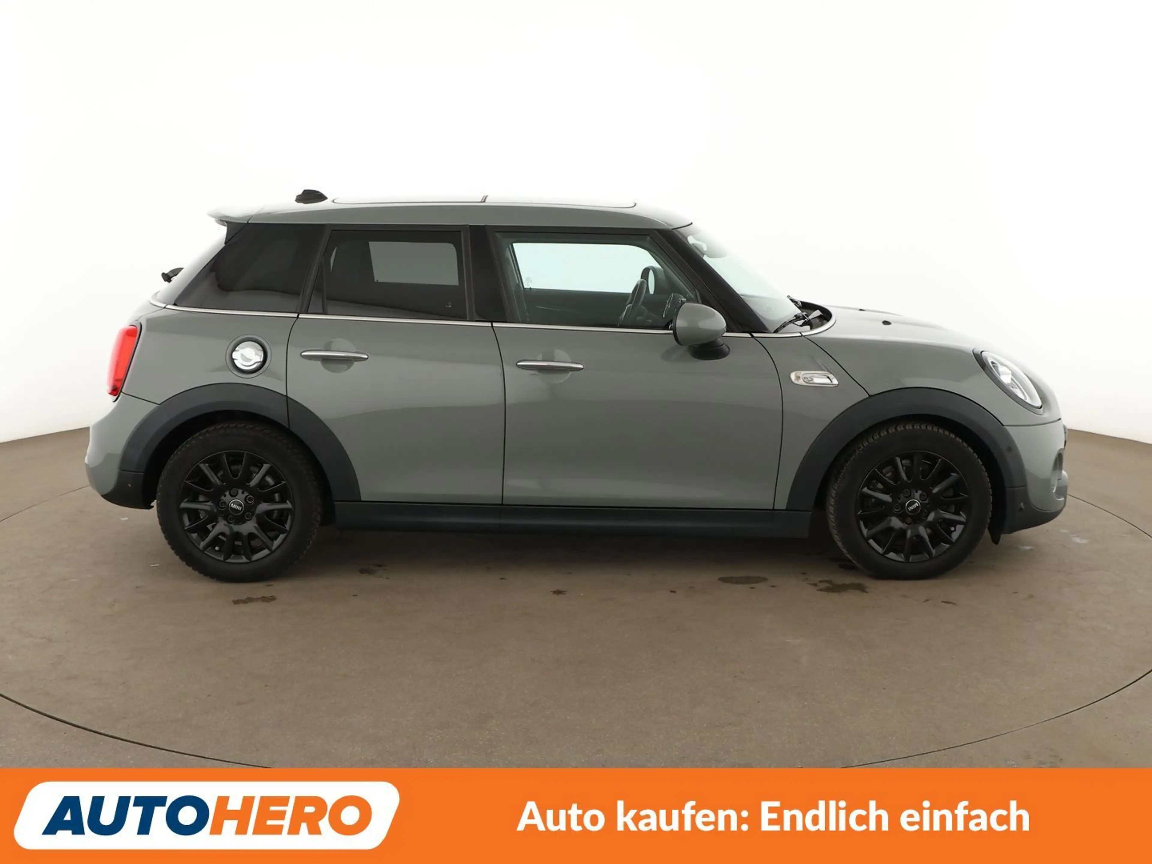 MINI Cooper SD Cooper SD Aut.*NAVI*LED*HUD*ACC*CAM*PDC* — photo 7
