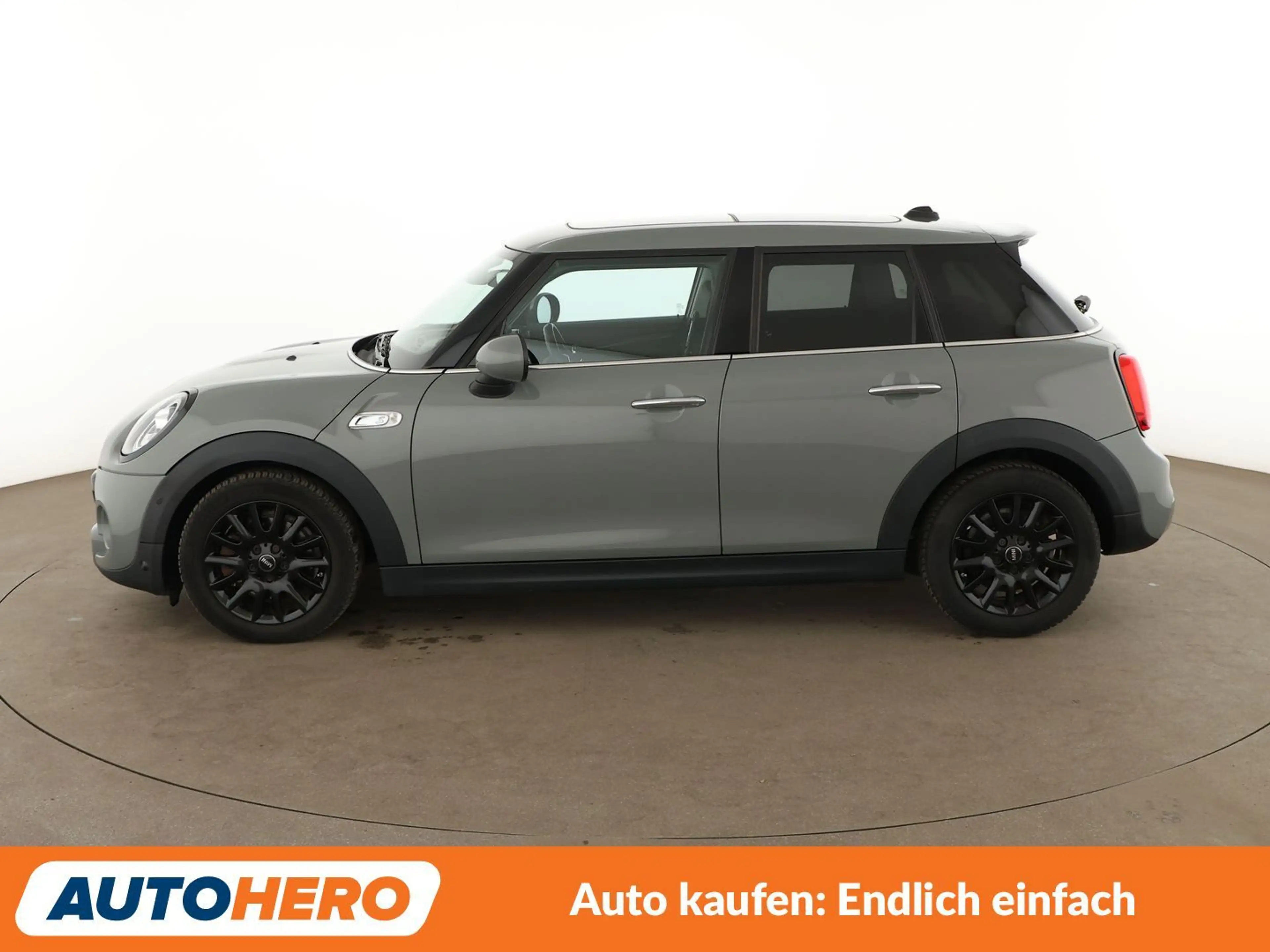 MINI Cooper SD Cooper SD Aut.*NAVI*LED*HUD*ACC*CAM*PDC* — photo 3