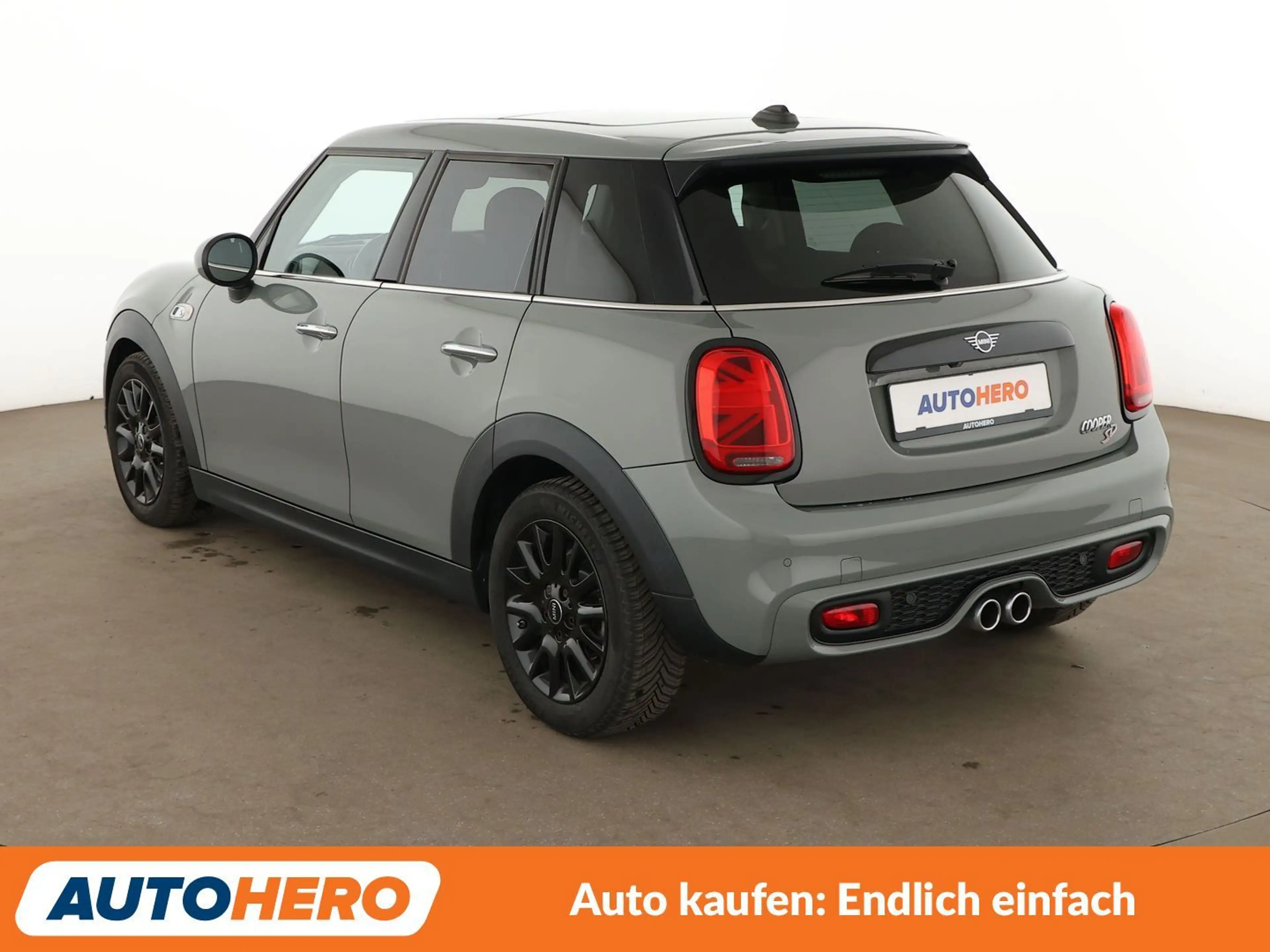 MINI Cooper SD Cooper SD Aut.*NAVI*LED*HUD*ACC*CAM*PDC* — photo 4