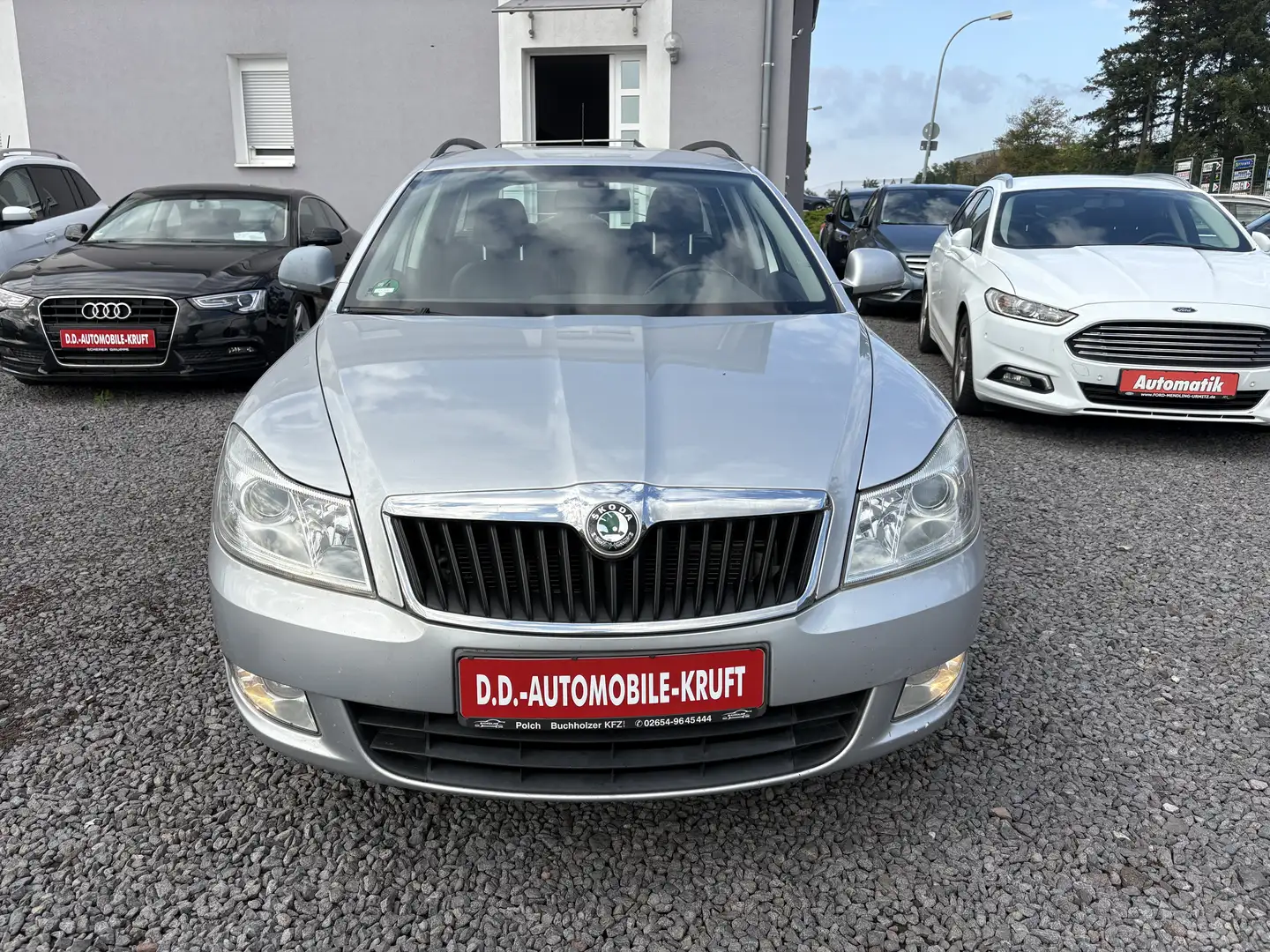 Skoda Octavia Elegance-LEDER-KLIMATRONIK Gris - 2