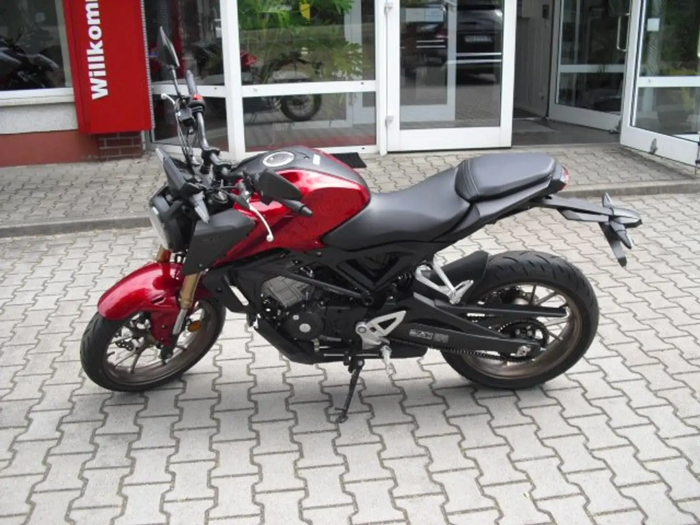 Honda CB 125 Rot - 1