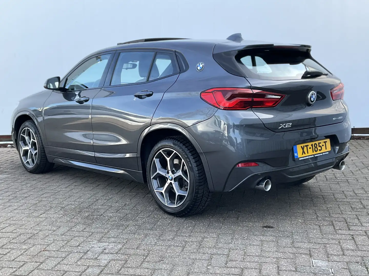 BMW X2 20i 192pk M-Sport Vol! Pano HUD LeerSport Zwarte H Gris - 2