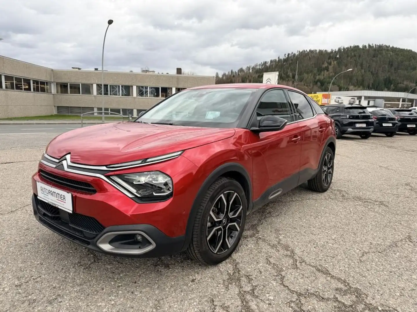 Citroen C4 BHDi 130 EAT8 Shine Rot - 1