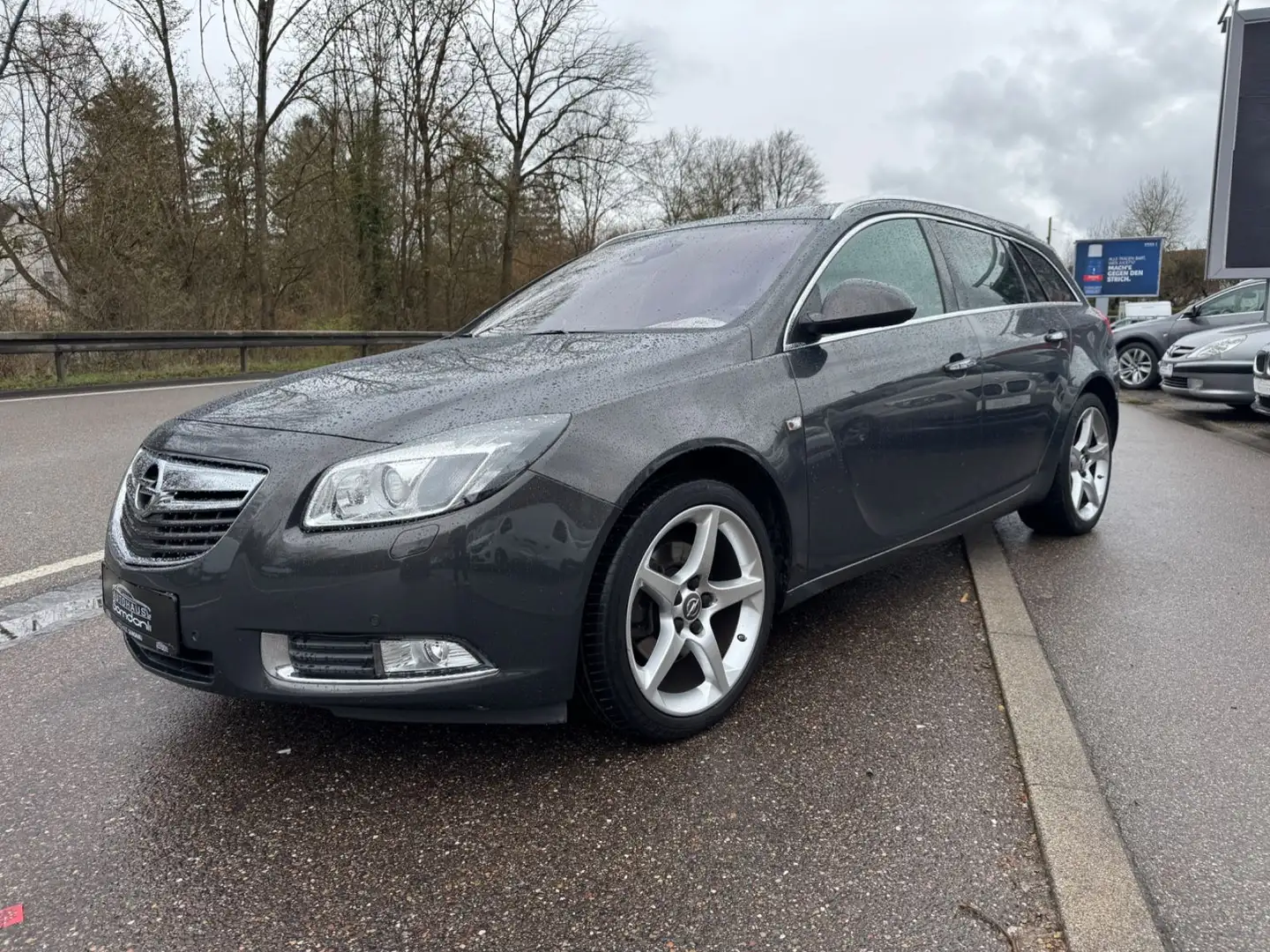 Opel Insignia A Sports Tourer Innovation 4x4*2.HAND* Grau - 2