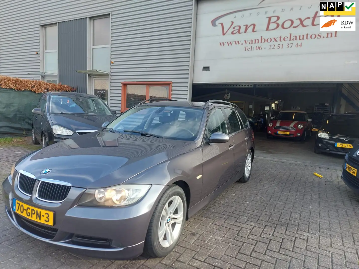 BMW 318 3-serie Touring 318i Business Line 6bak + climate Grau - 1