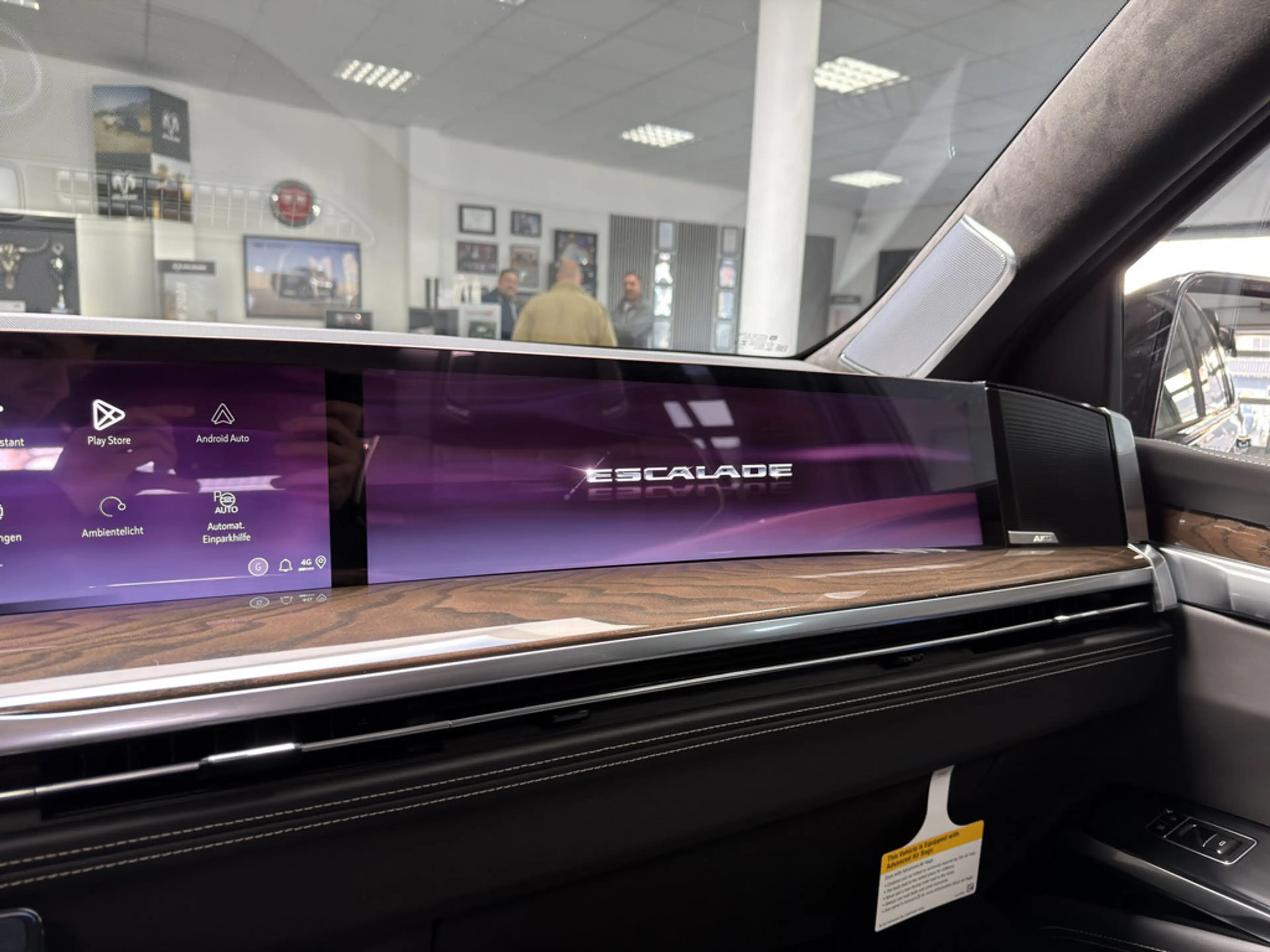 Cadillac Escalade Sport Platinum Black SUV 2026 22" AKG Voll — photo 30