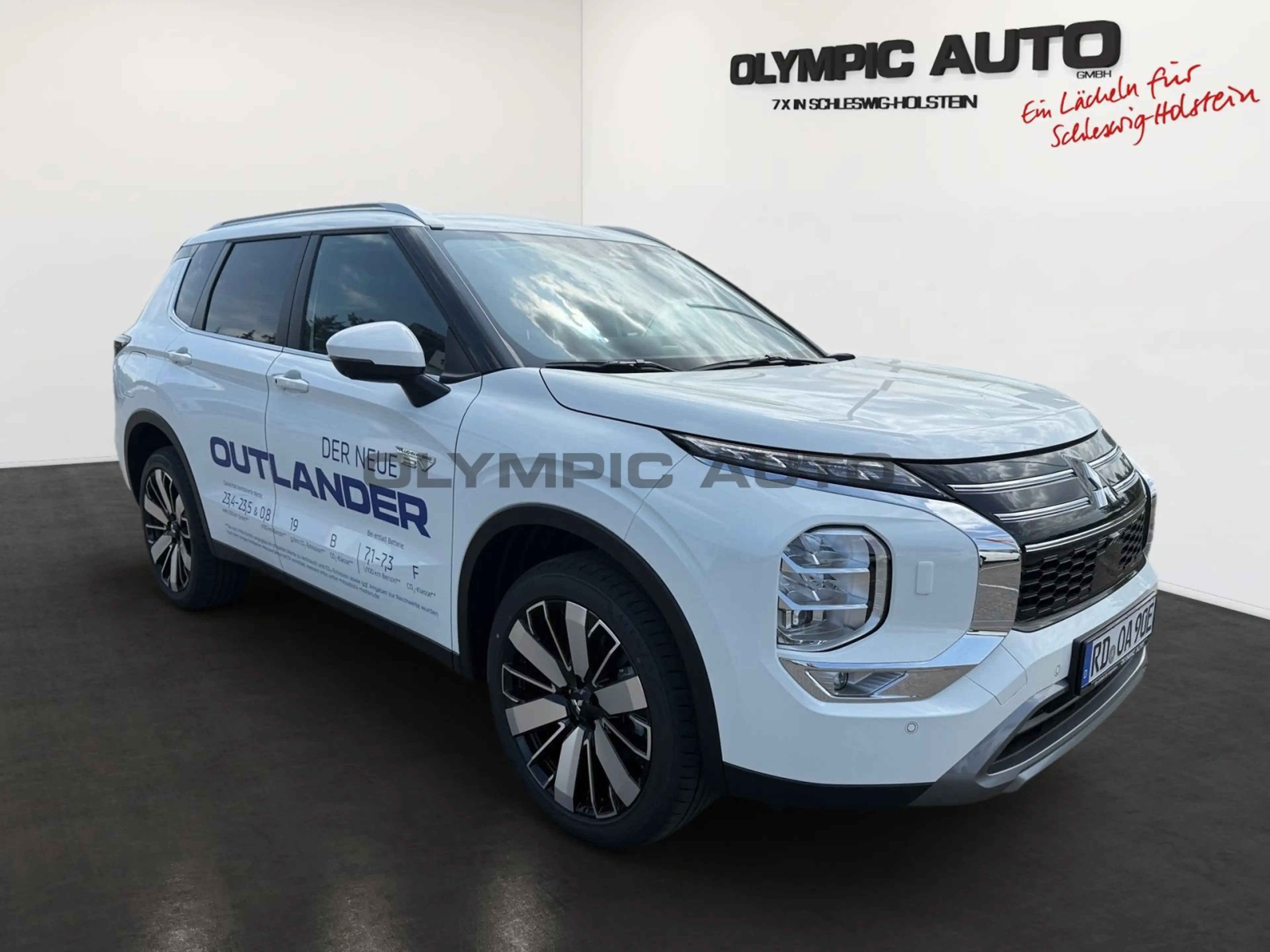 Mitsubishi Outlander 2,4l Intro Edition CAM — photo 5