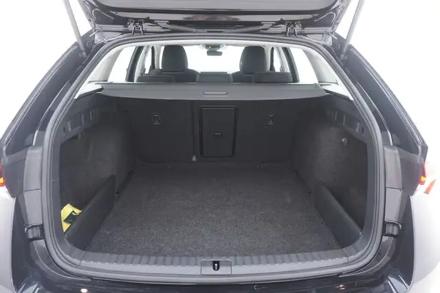 Skoda Octavia view 14