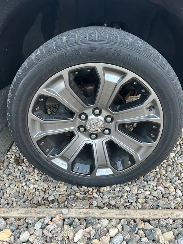 GMC Sierra 1500 снимка GMC Sierra 1500