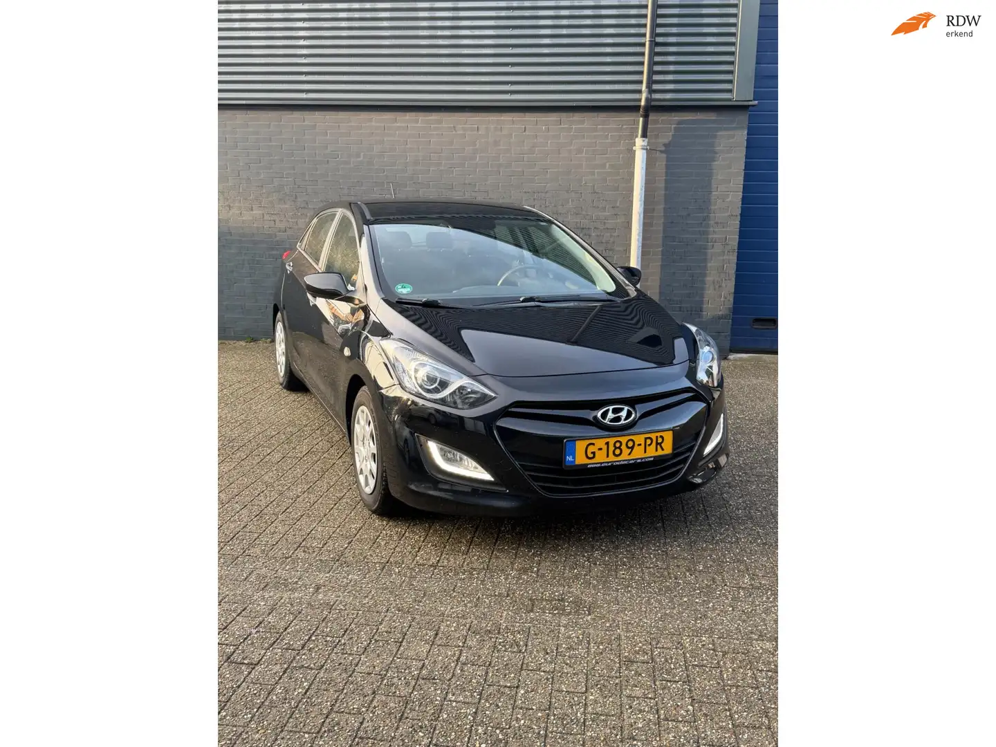 Hyundai i30 1.4 Schwarz - 1
