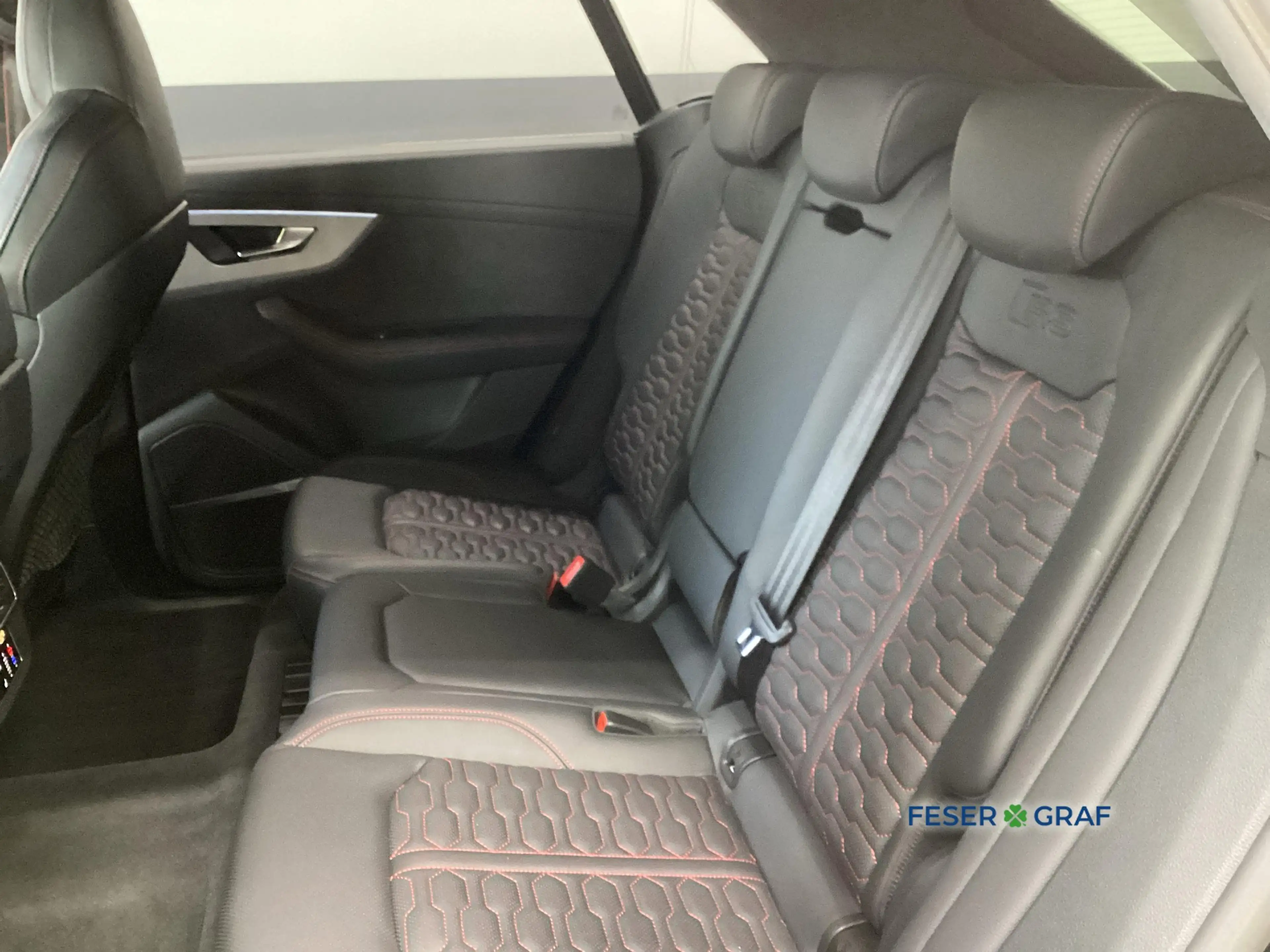 Audi RS Q8 Keramik Pano Stdhz. Matrix 360° HUD Carbon — photo 9