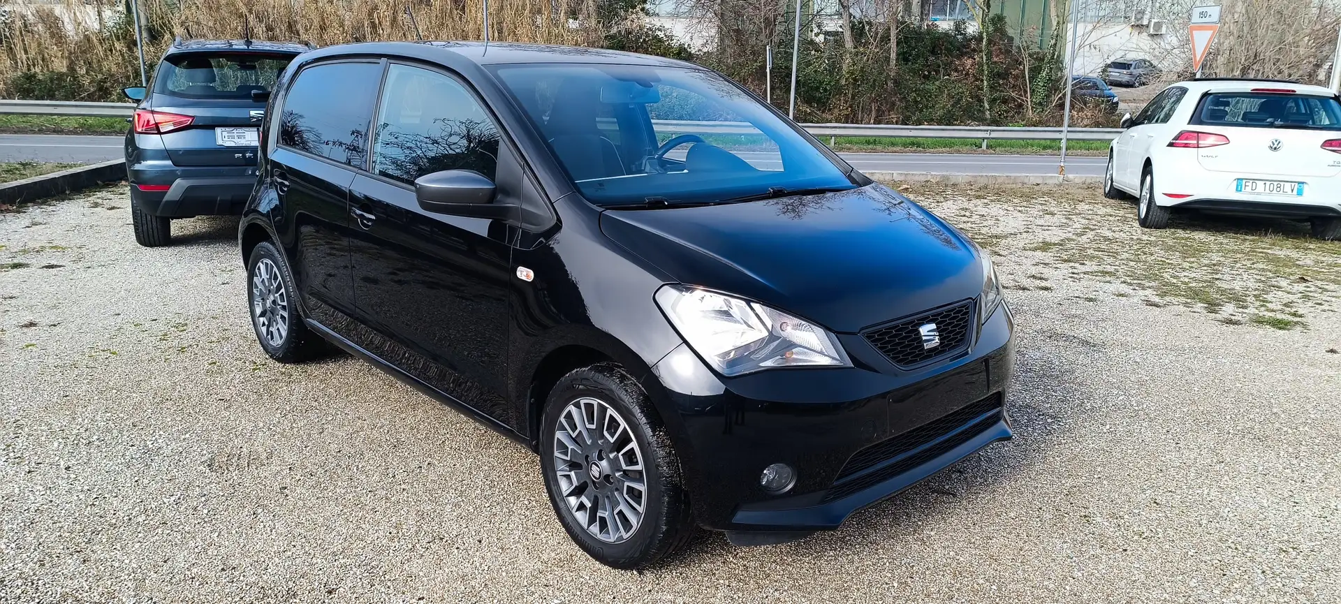 SEAT Mii 5p 1.0 Ecofuel CHIC 68cv FULL OPTIONAL Nero - 2