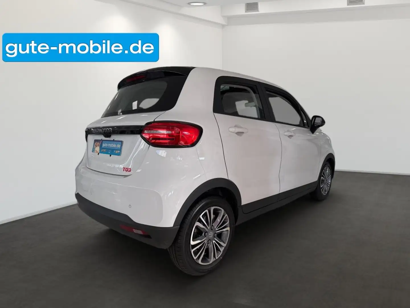 Leapmotor T03 ⚡inkl. Rückfahrkamera und Parksensoren ⚡ Grün - 2