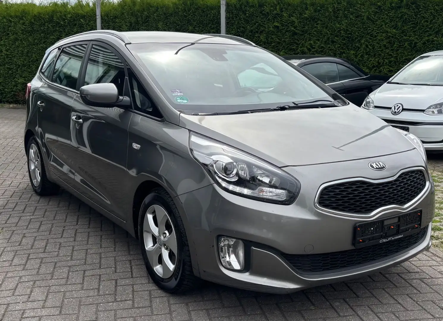 Kia Carens Edition 7 Серебристый - 2