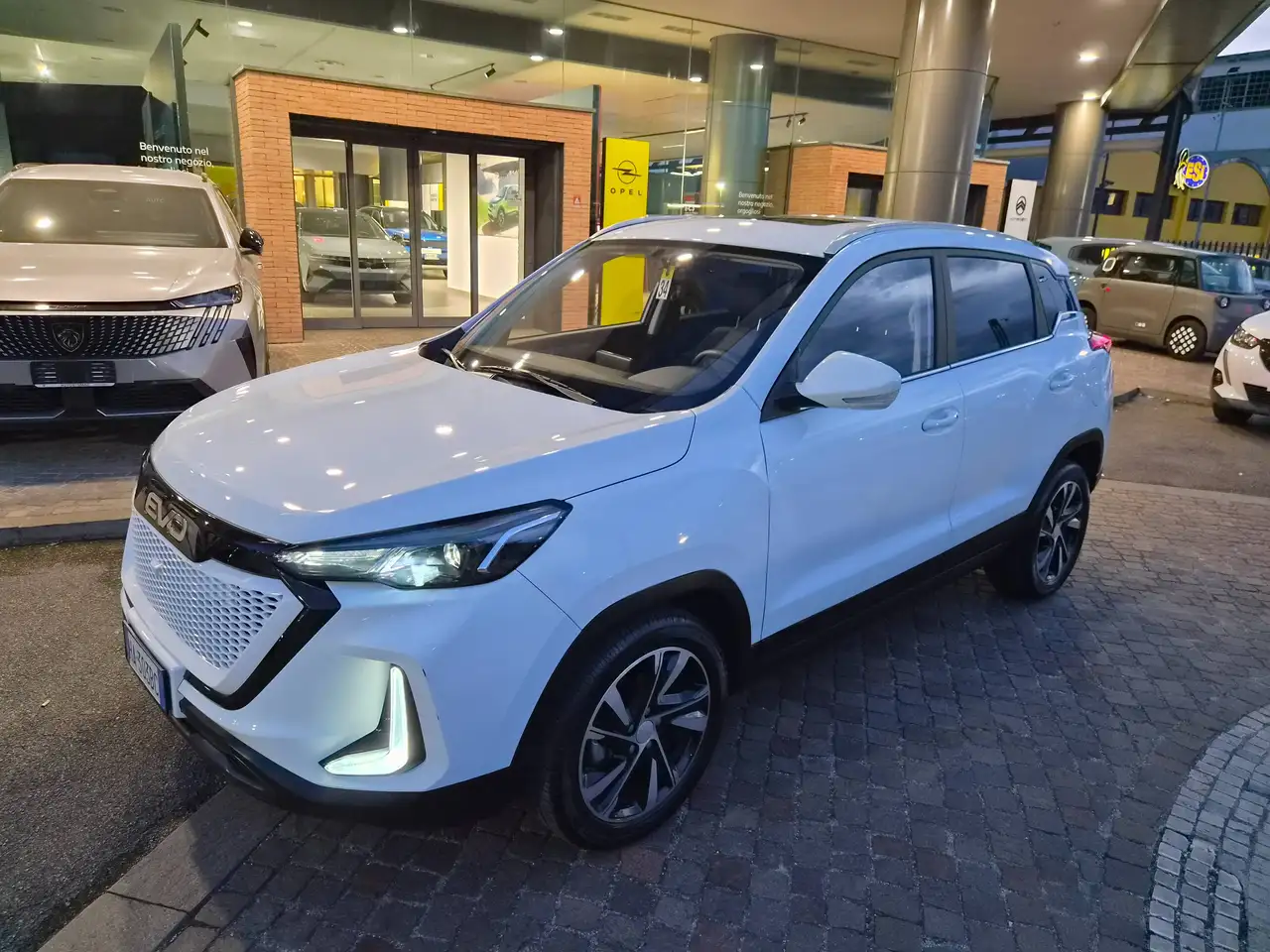 DR Automobiles Dr Evo5