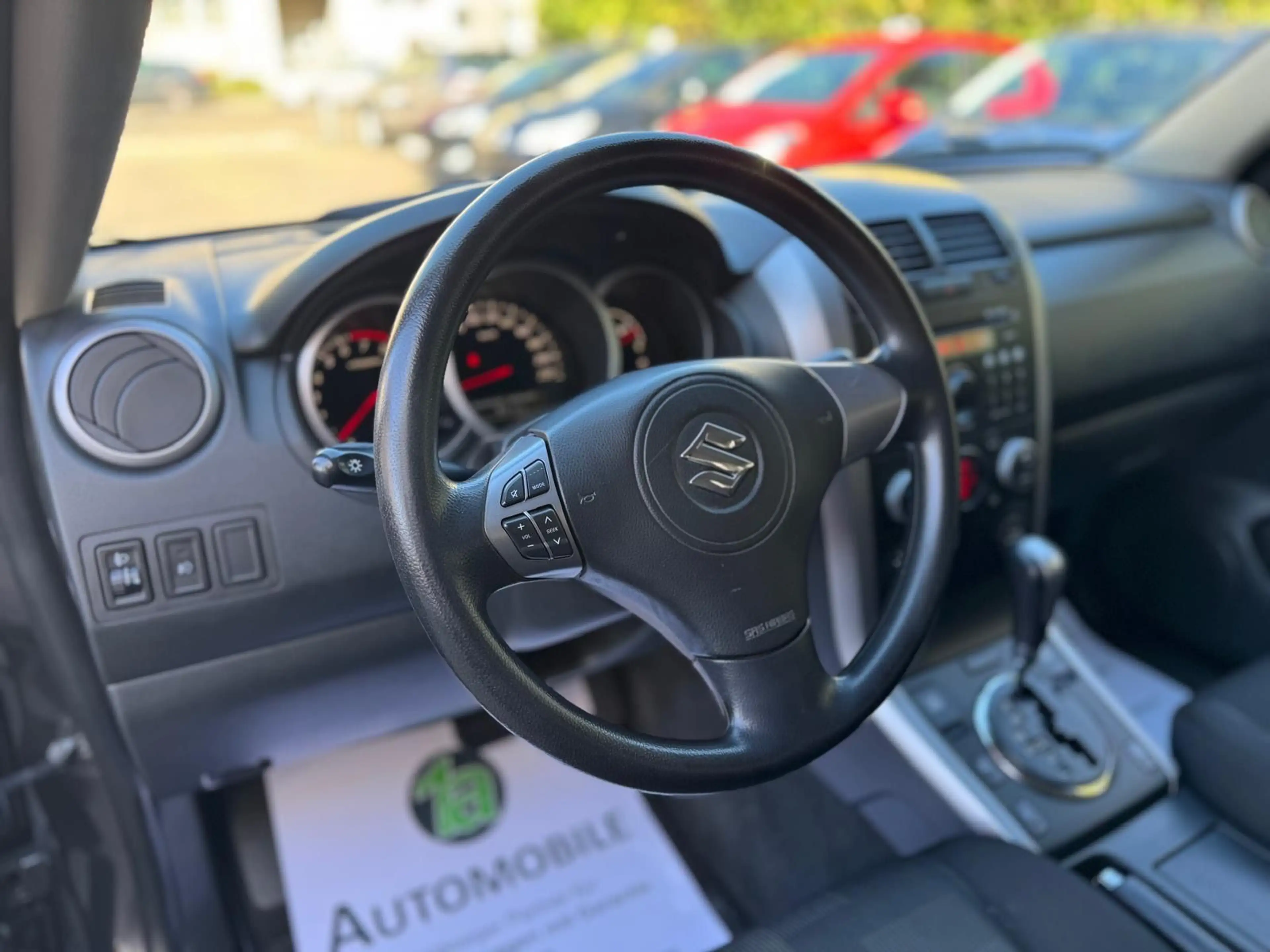 Suzuki Grand Vitara 2.4 VVT Comfort*KLIMAA.*SHZ*AHK — photo 13