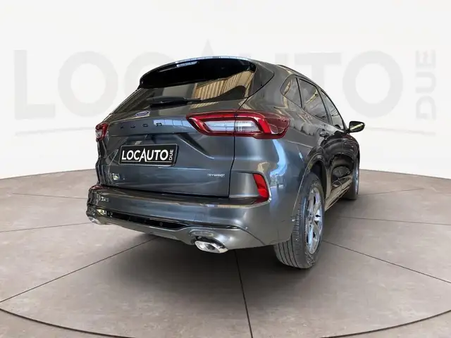 Ford Kuga view 4