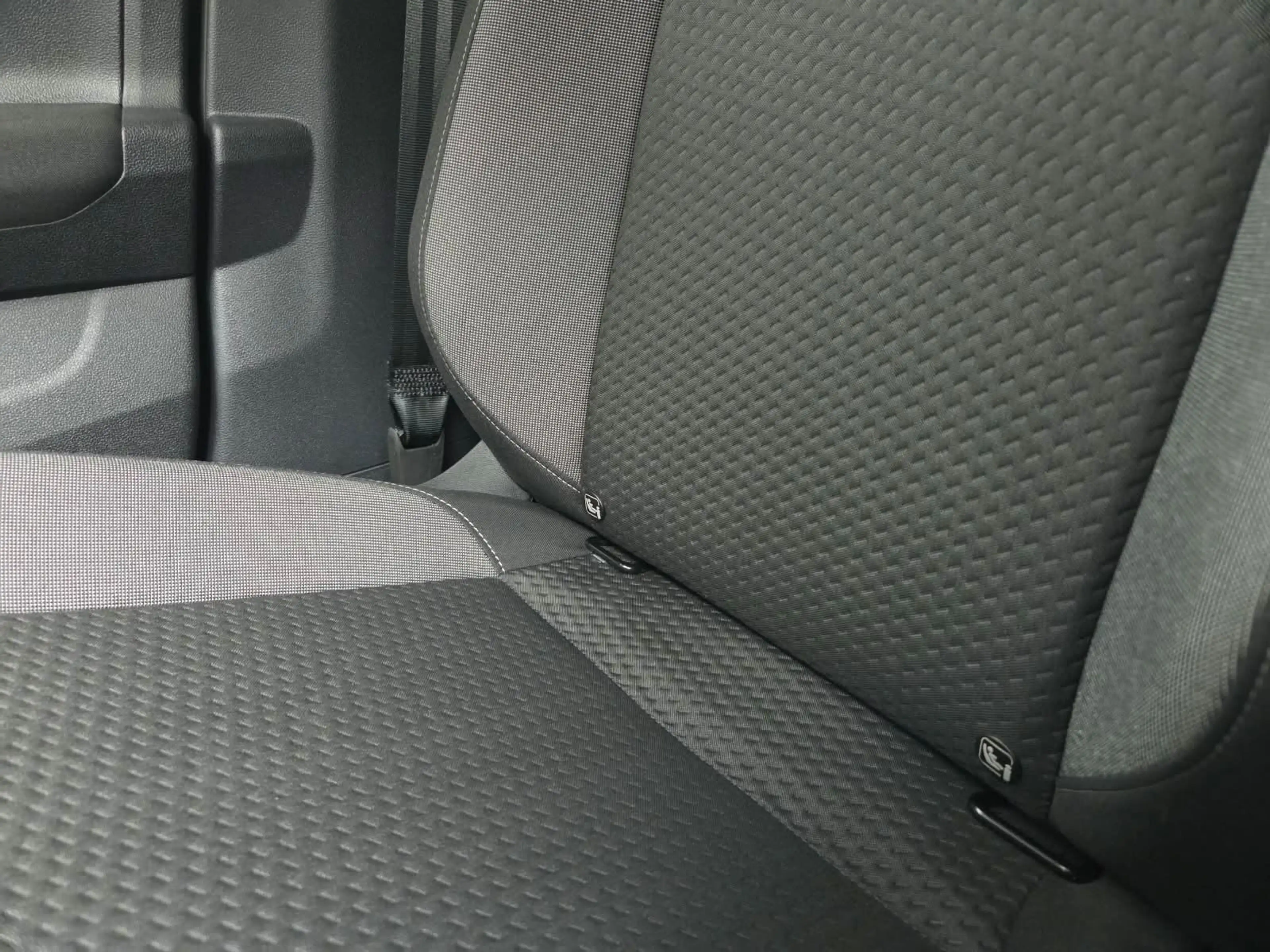 Volkswagen Taigo 1.0 TSI DSG Life *R2D*DAB*Kamera*ACC* — photo 36