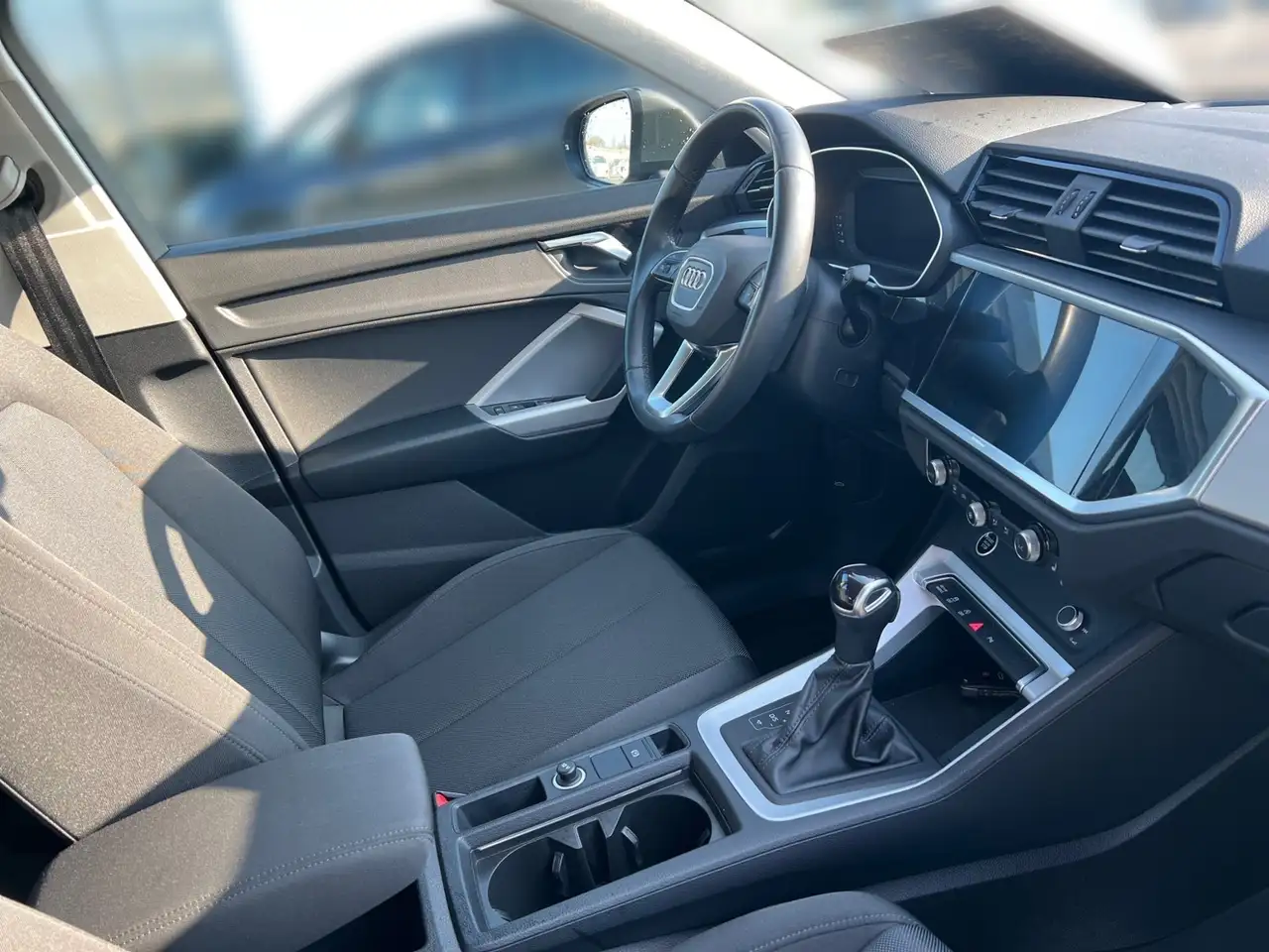 Audi Q3 Sportback 35 TDI S tronic S line +AHK +LED +ACC +, миниатюра 9