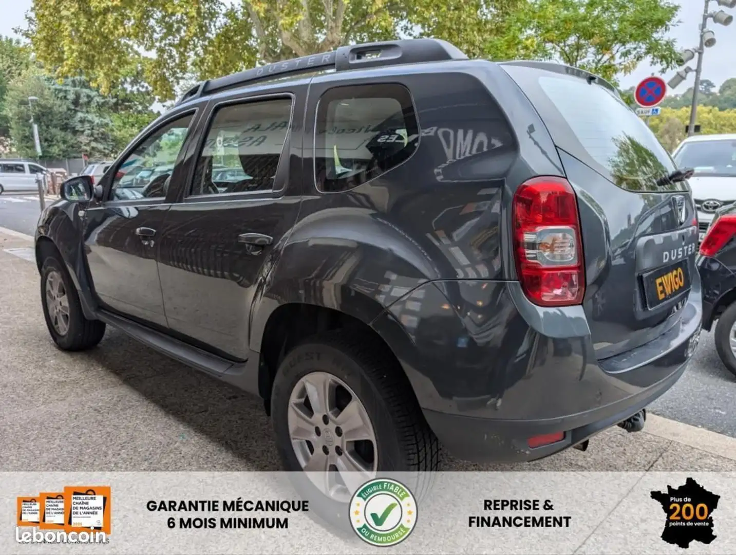 Dacia Duster II (HJD) 1.2 TCe 125CH ESSENTIEL 4X2 ATTELAGE Gris - 2