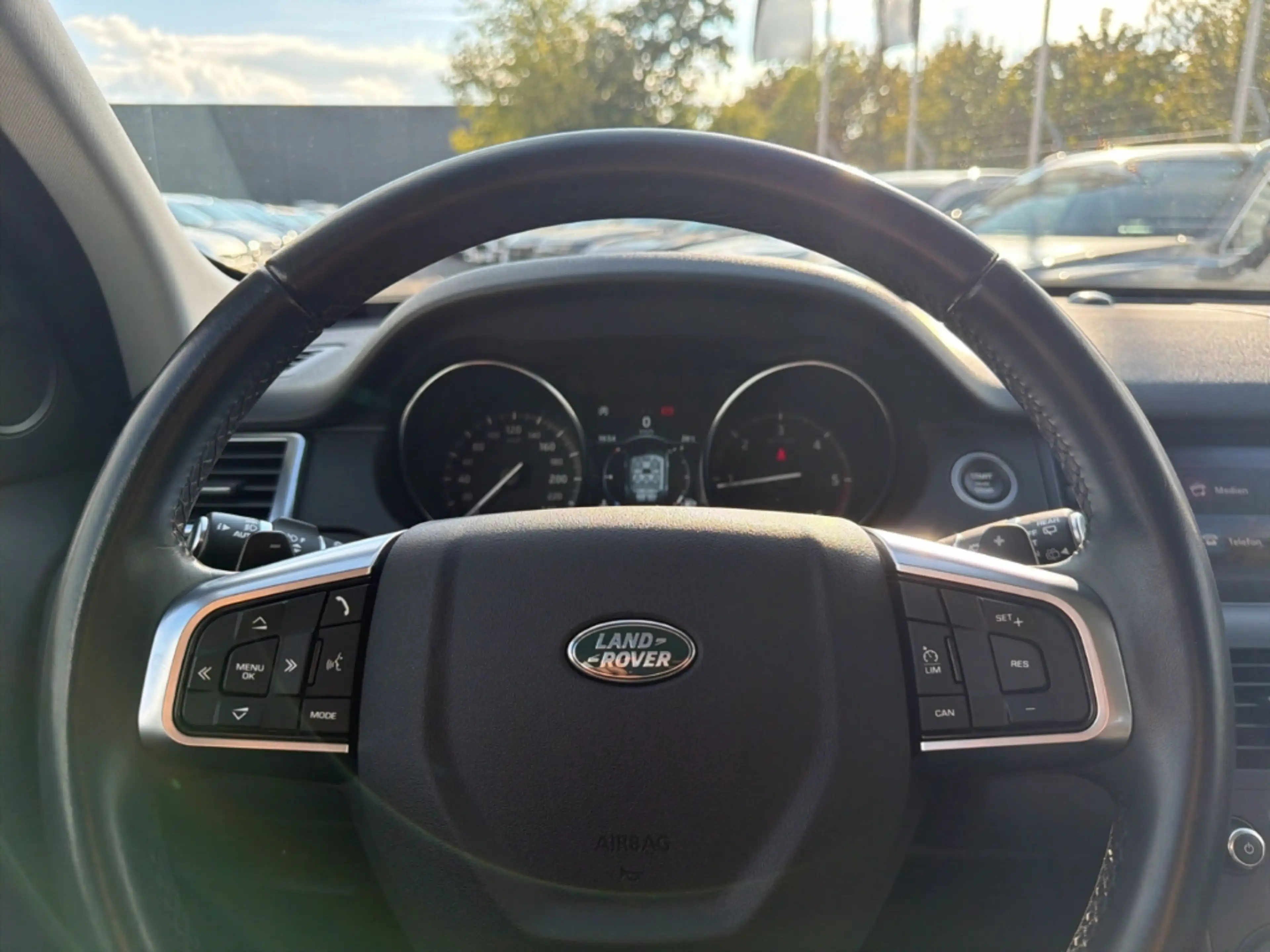 Land Rover Discovery Sport Pure AWD 2.0 D150 AHK Navi LED Kamera — photo 12