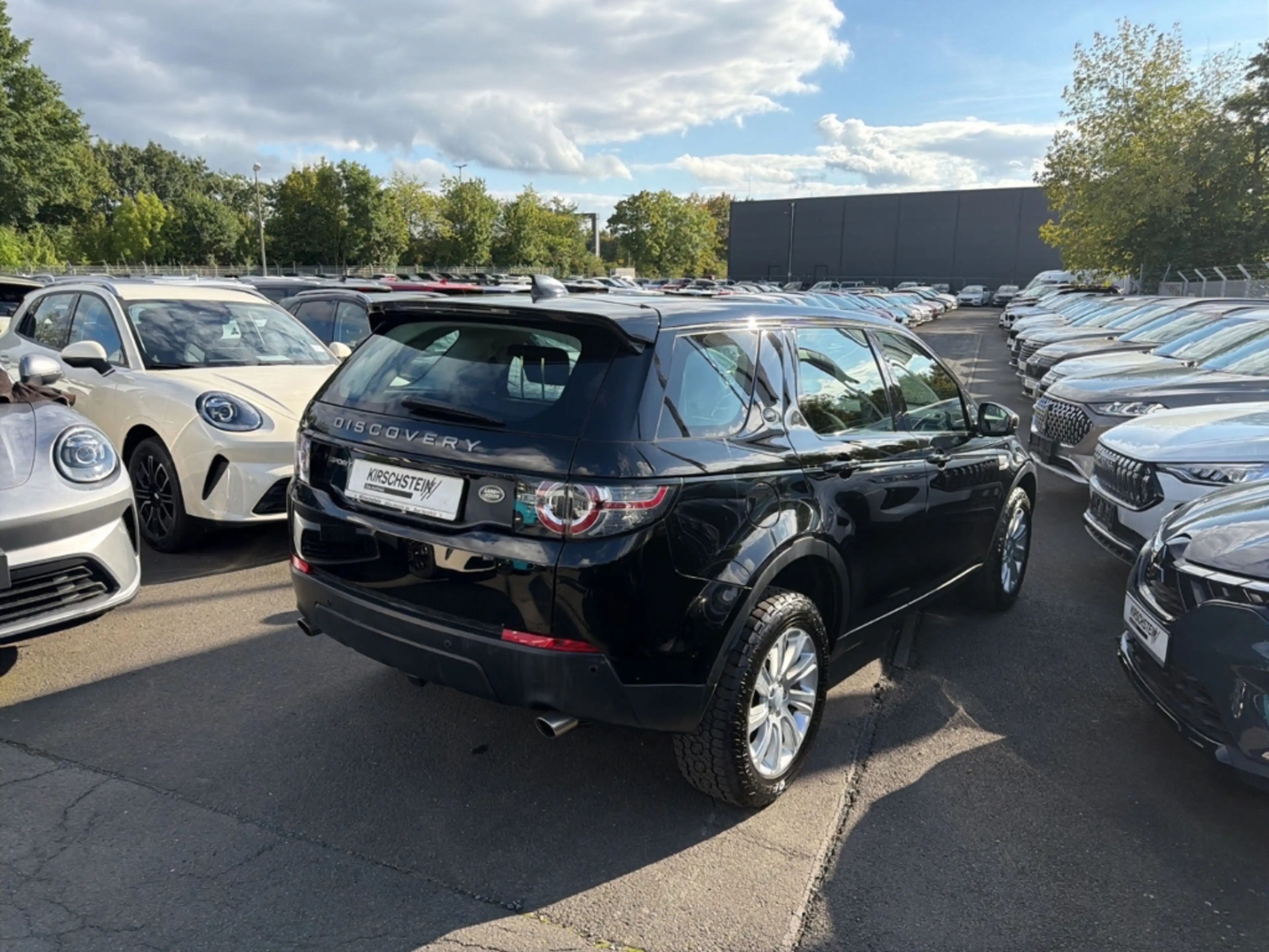 Land Rover Discovery Sport Pure AWD 2.0 D150 AHK Navi LED Kamera — photo 28