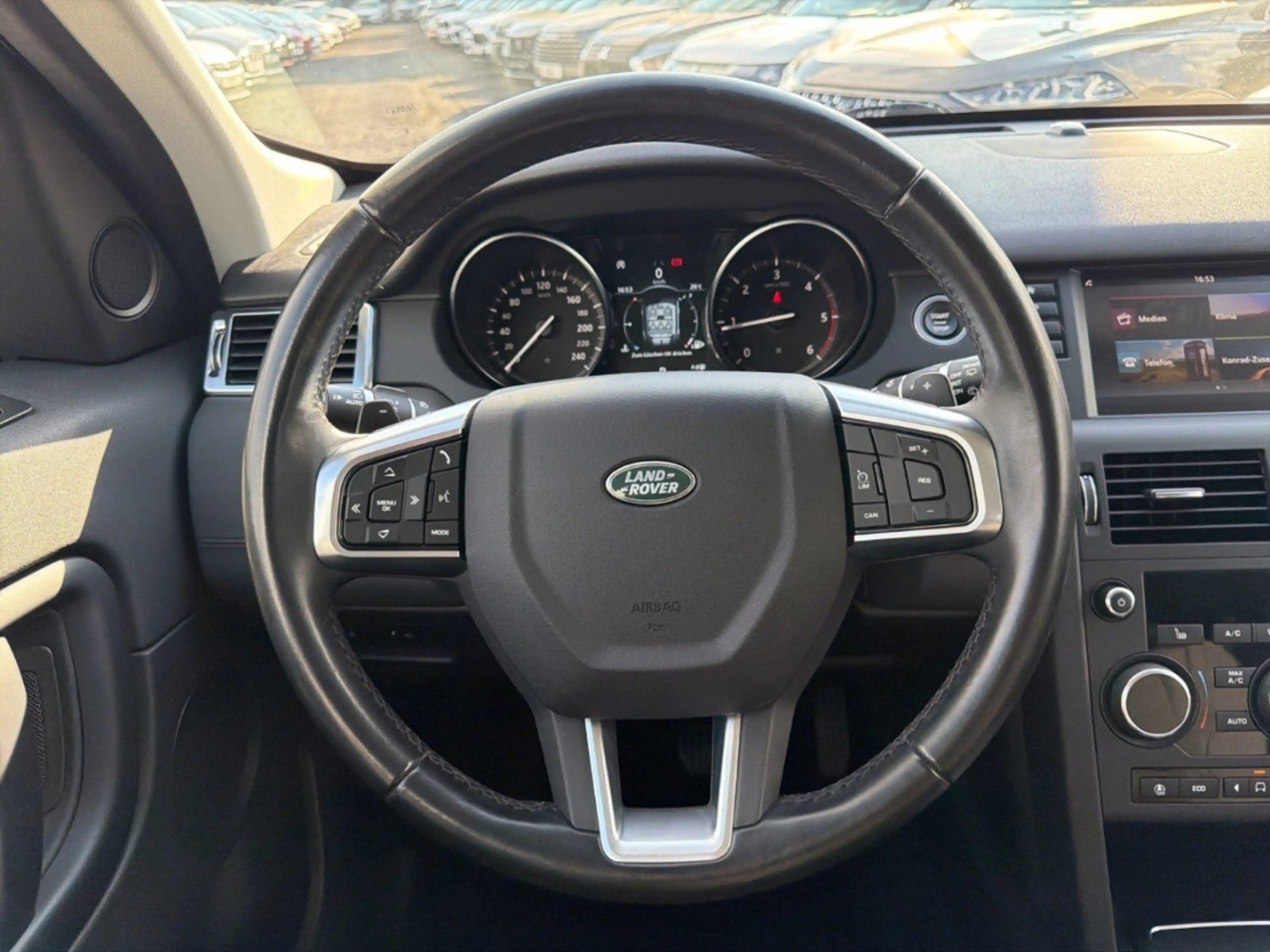 Land Rover Discovery Sport Pure AWD 2.0 D150 AHK Navi LED Kamera — photo 11