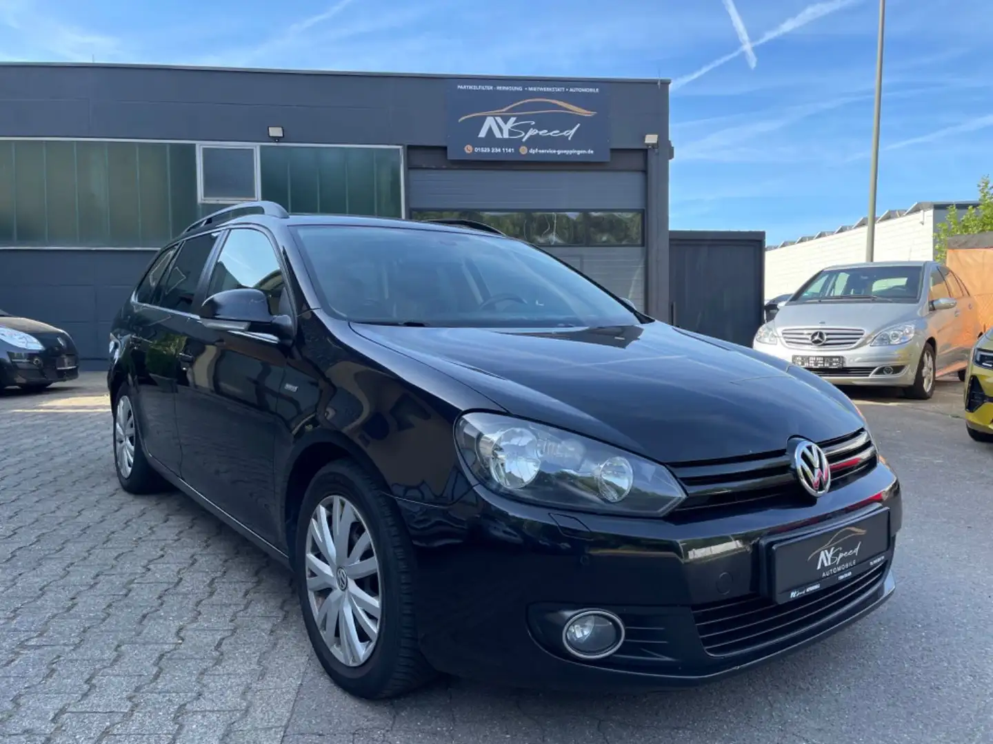 Volkswagen Golf VI Variant Match NAVI/PANO/SHZ/KLIMA Schwarz - 1