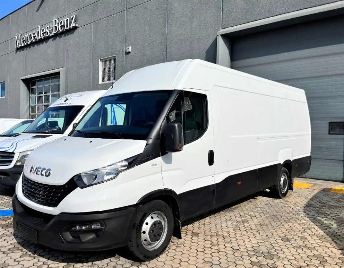 Iveco Daily 35S16 Furgone Blanco - 1