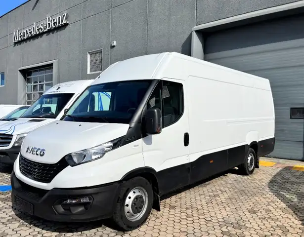 Iveco Daily 35S16 Furgone