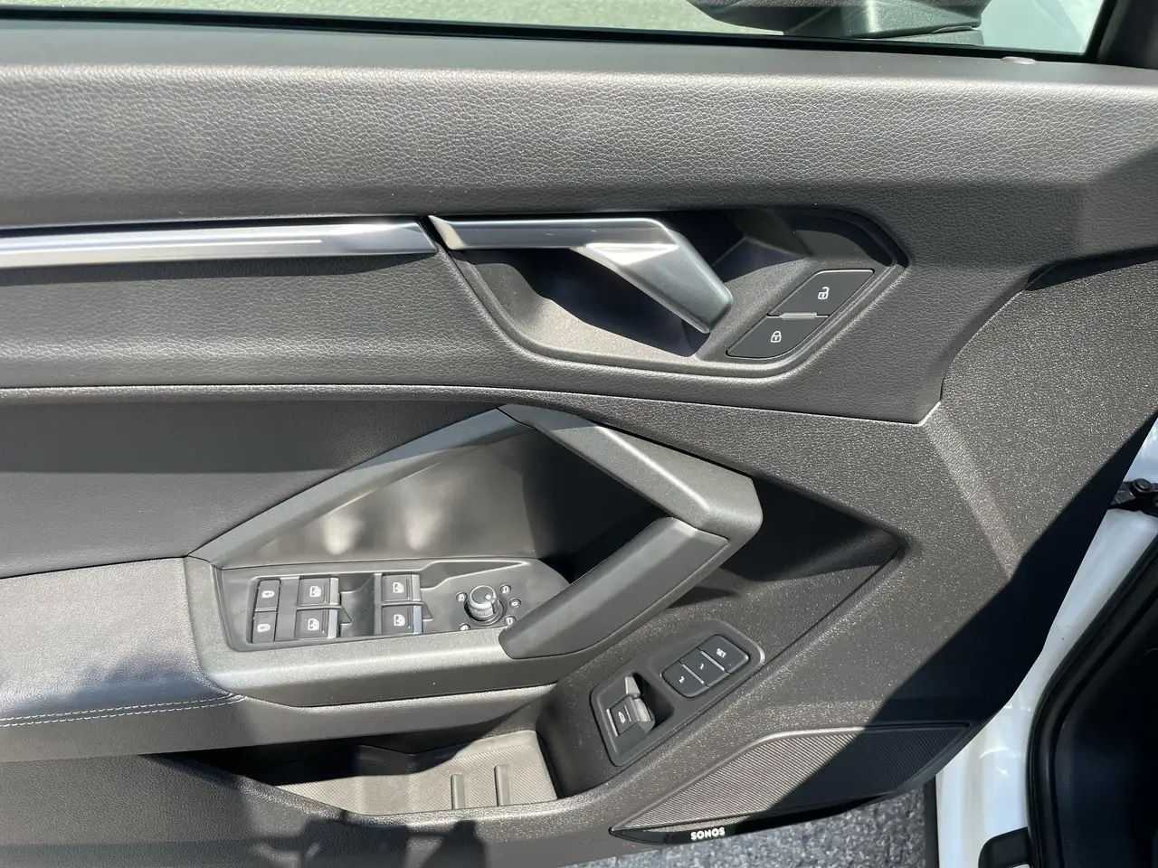 Audi Q3 снимка Audi Q3