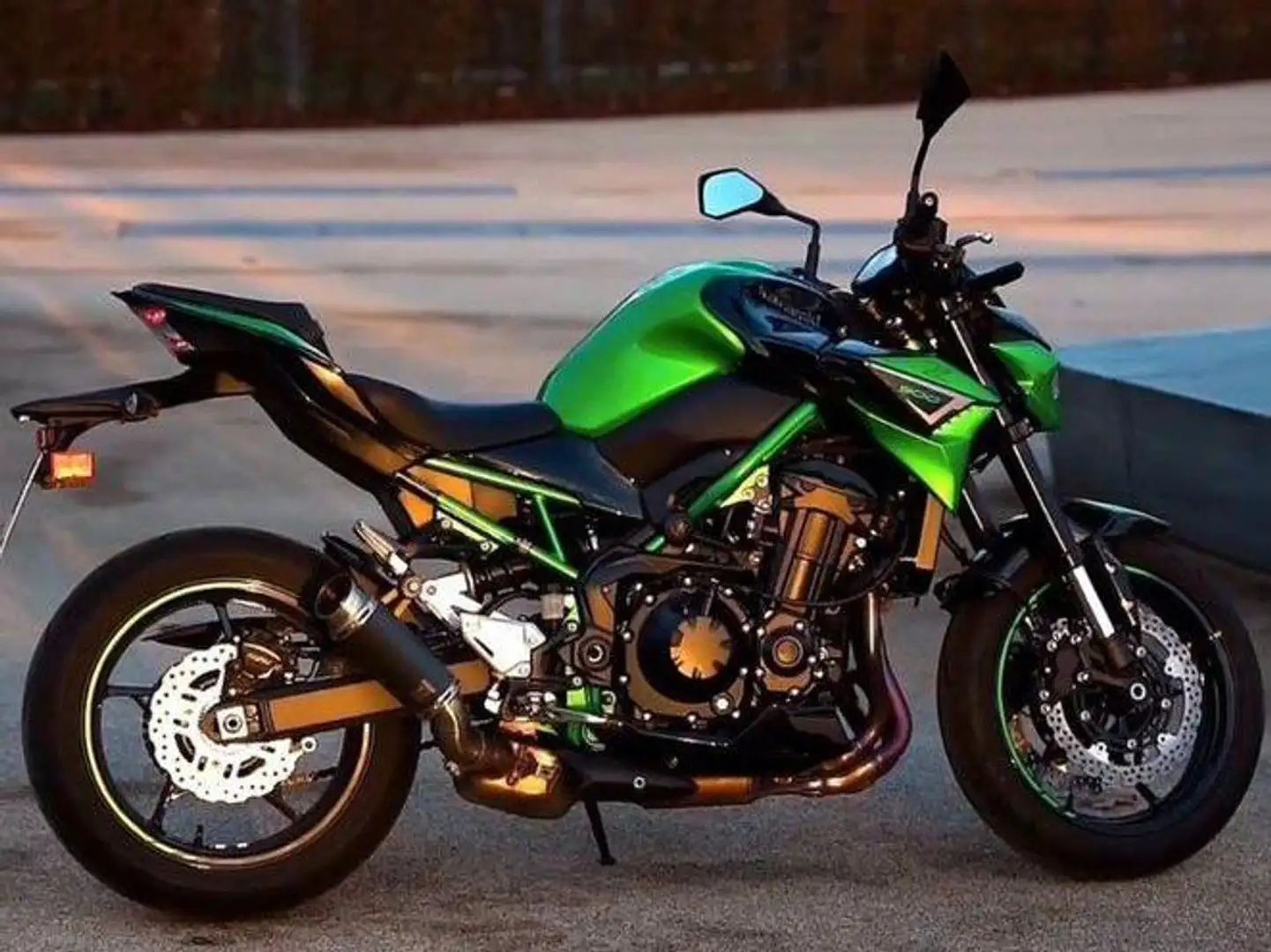 Kawasaki Z 900 Groen - 1