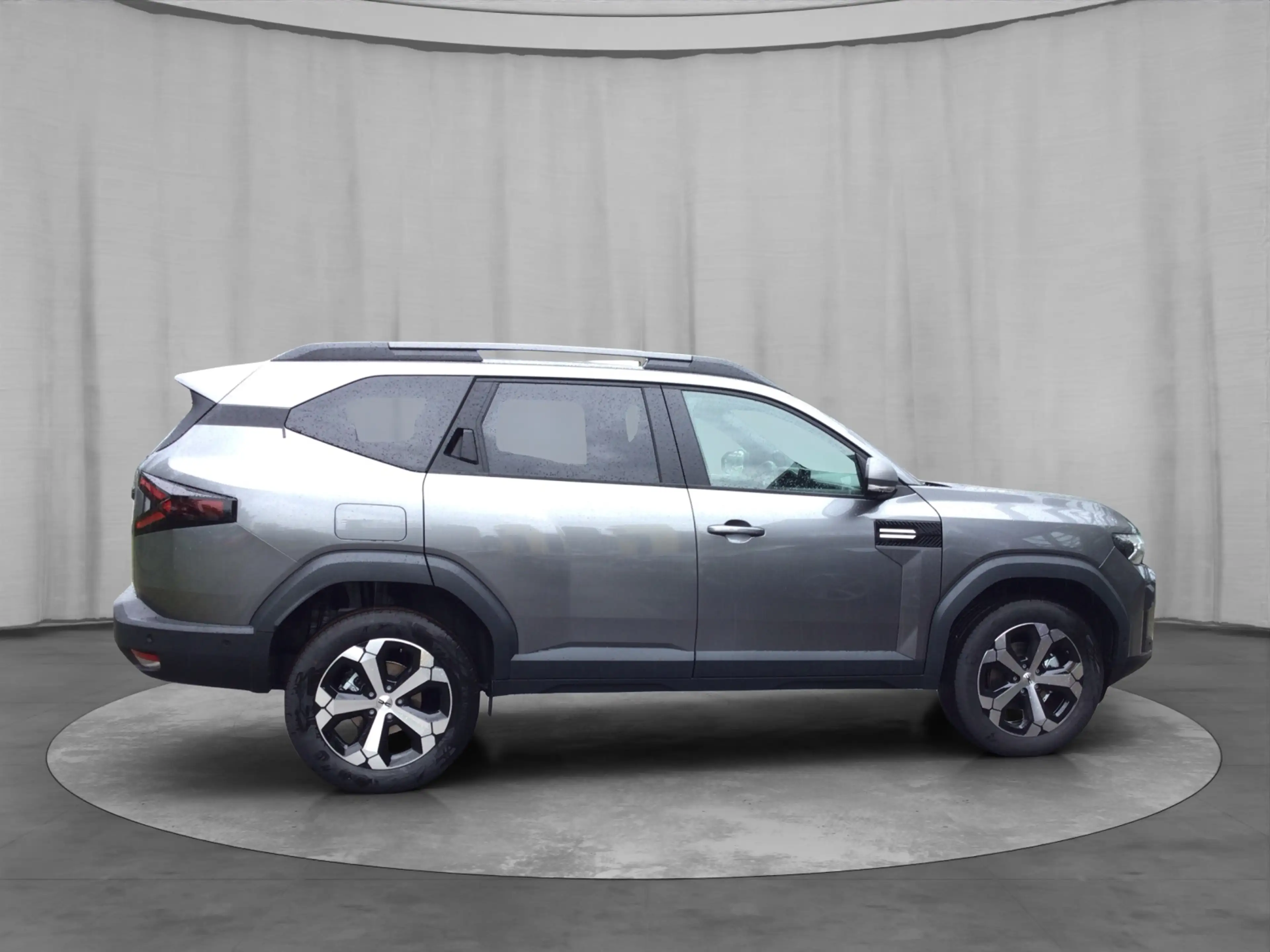 Dacia Bigster TCe 140 Journey — photo 7
