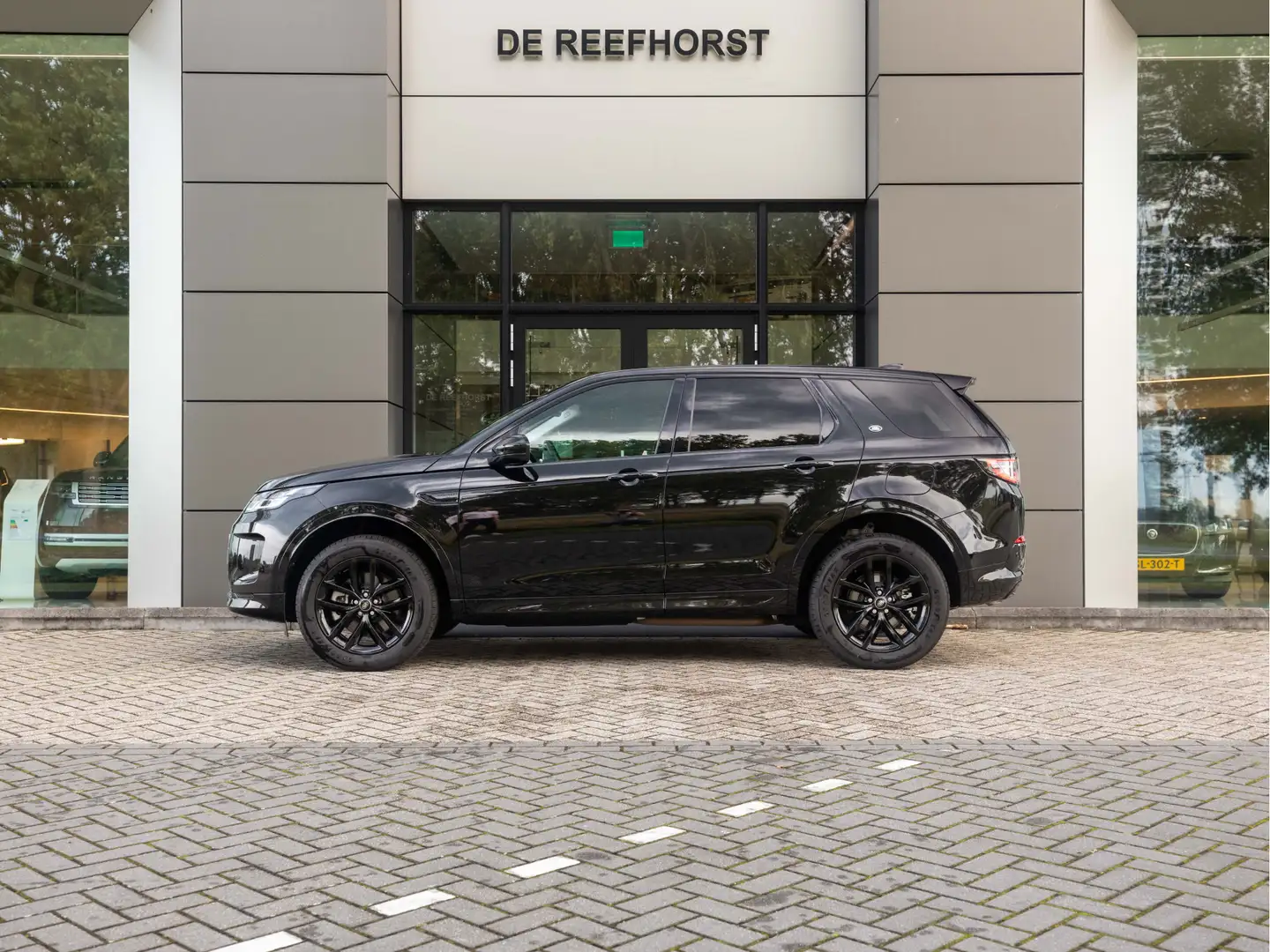 Land Rover Discovery Sport P270e PHEV S Edition | Driver Assist Pack | Conven Schwarz - 2