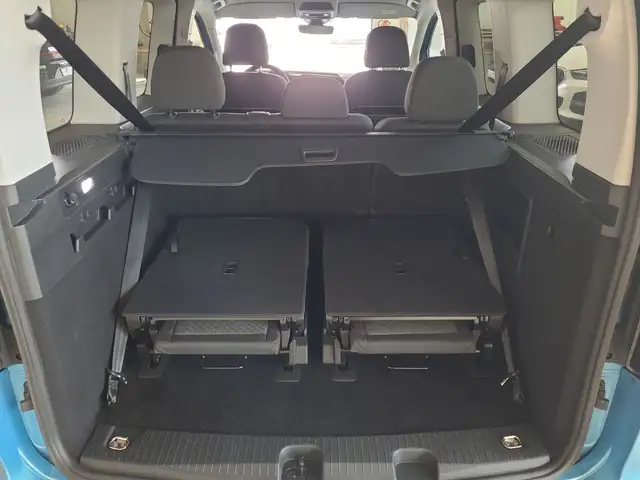 Ford Tourneo Connect view 18