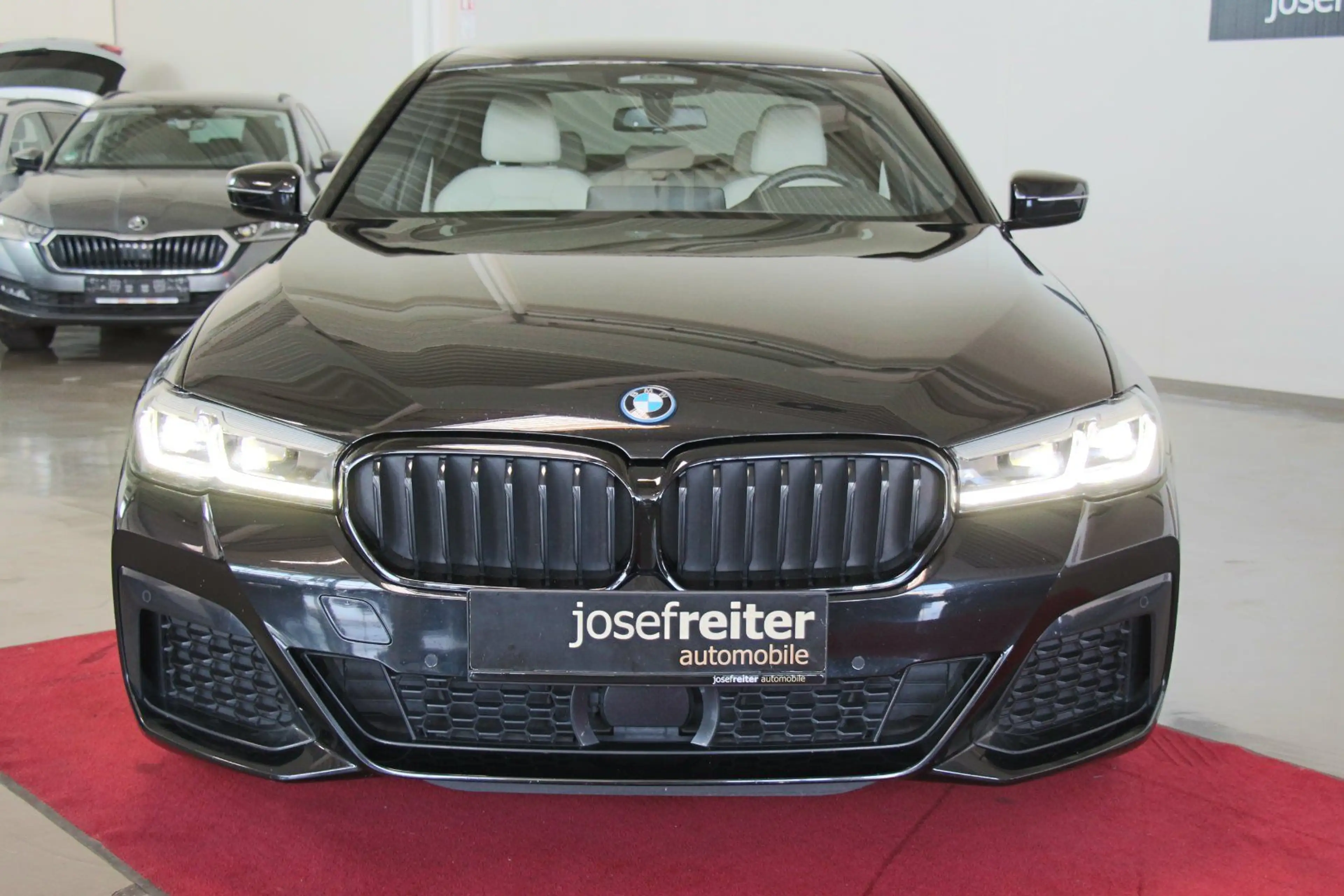 BMW 545 e xDrive 3.0 M SPORT/AHK/KAMERA — photo 2