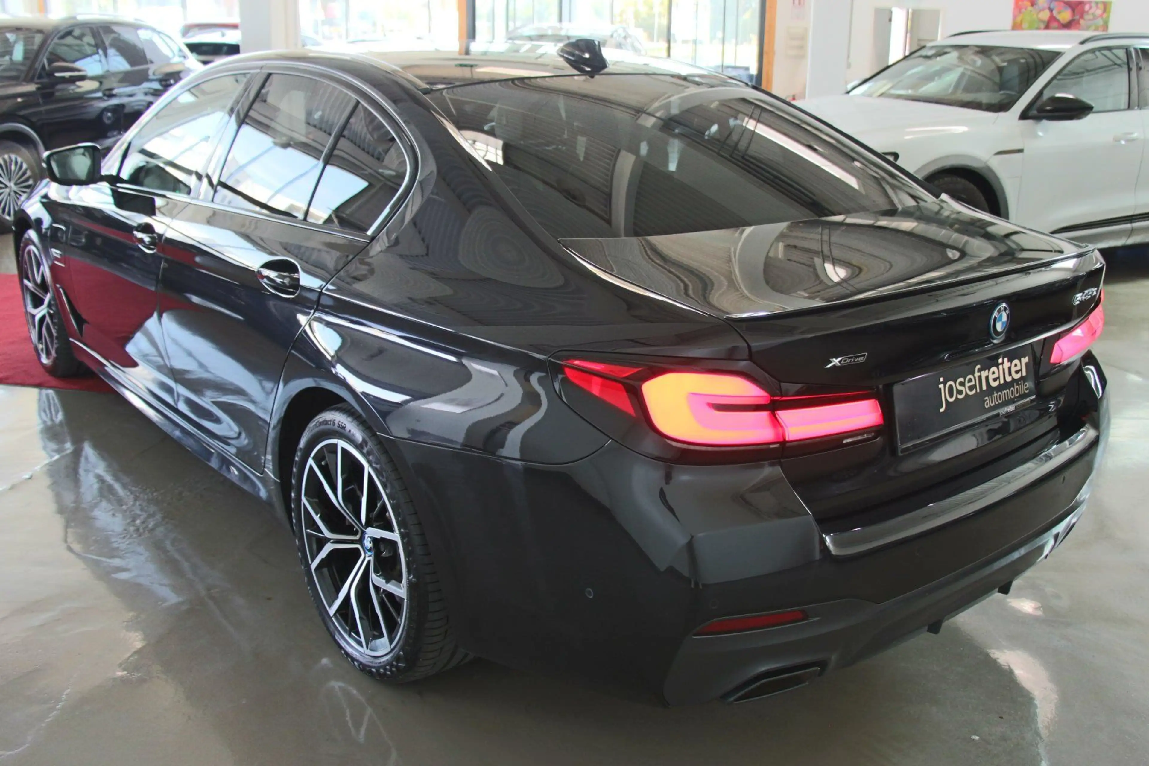 BMW 545 e xDrive 3.0 M SPORT/AHK/KAMERA — photo 7