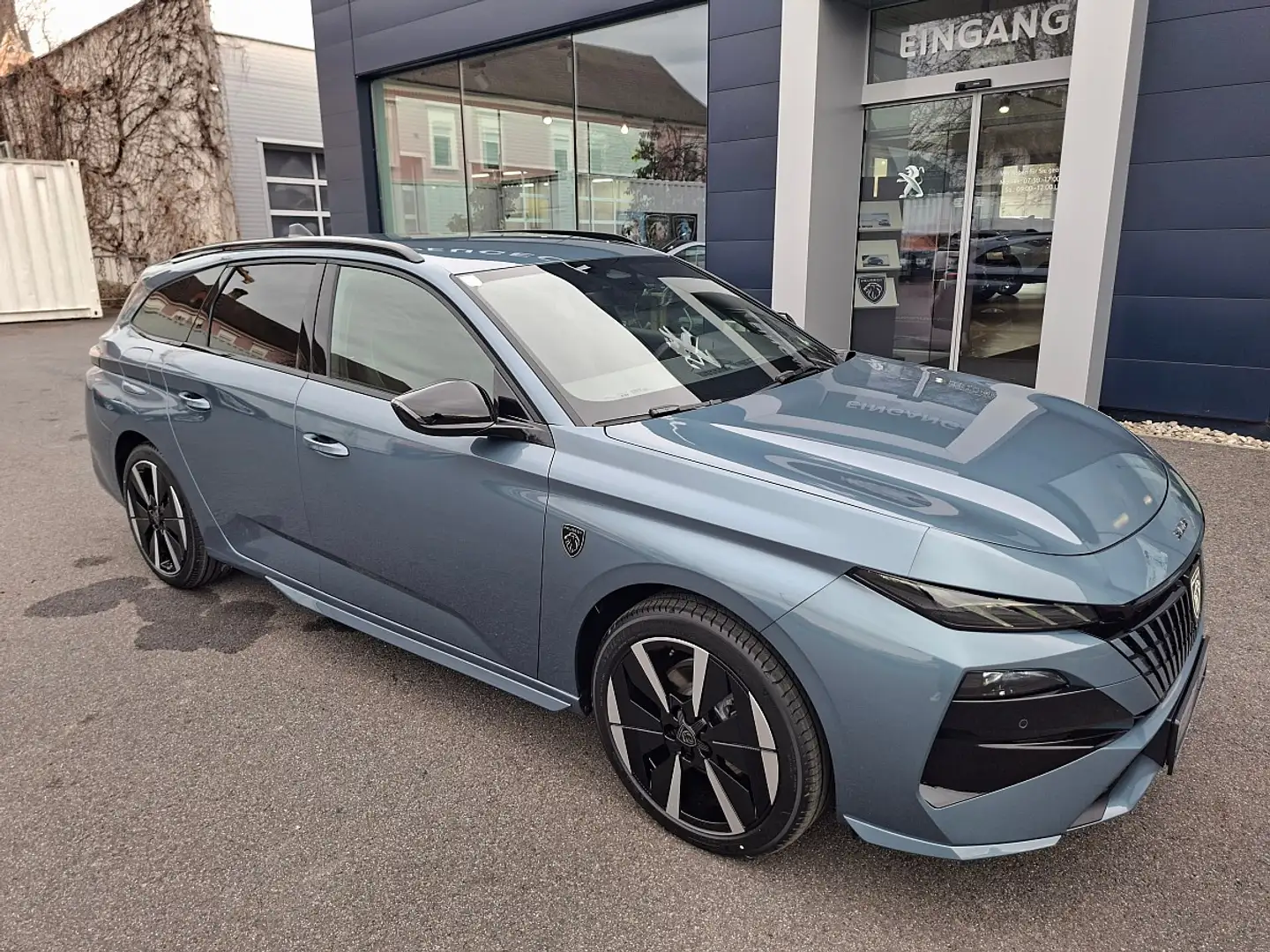 Peugeot 308 SW Hybrid 145 e-DCS6 GT "reserviert O" Blau - 1