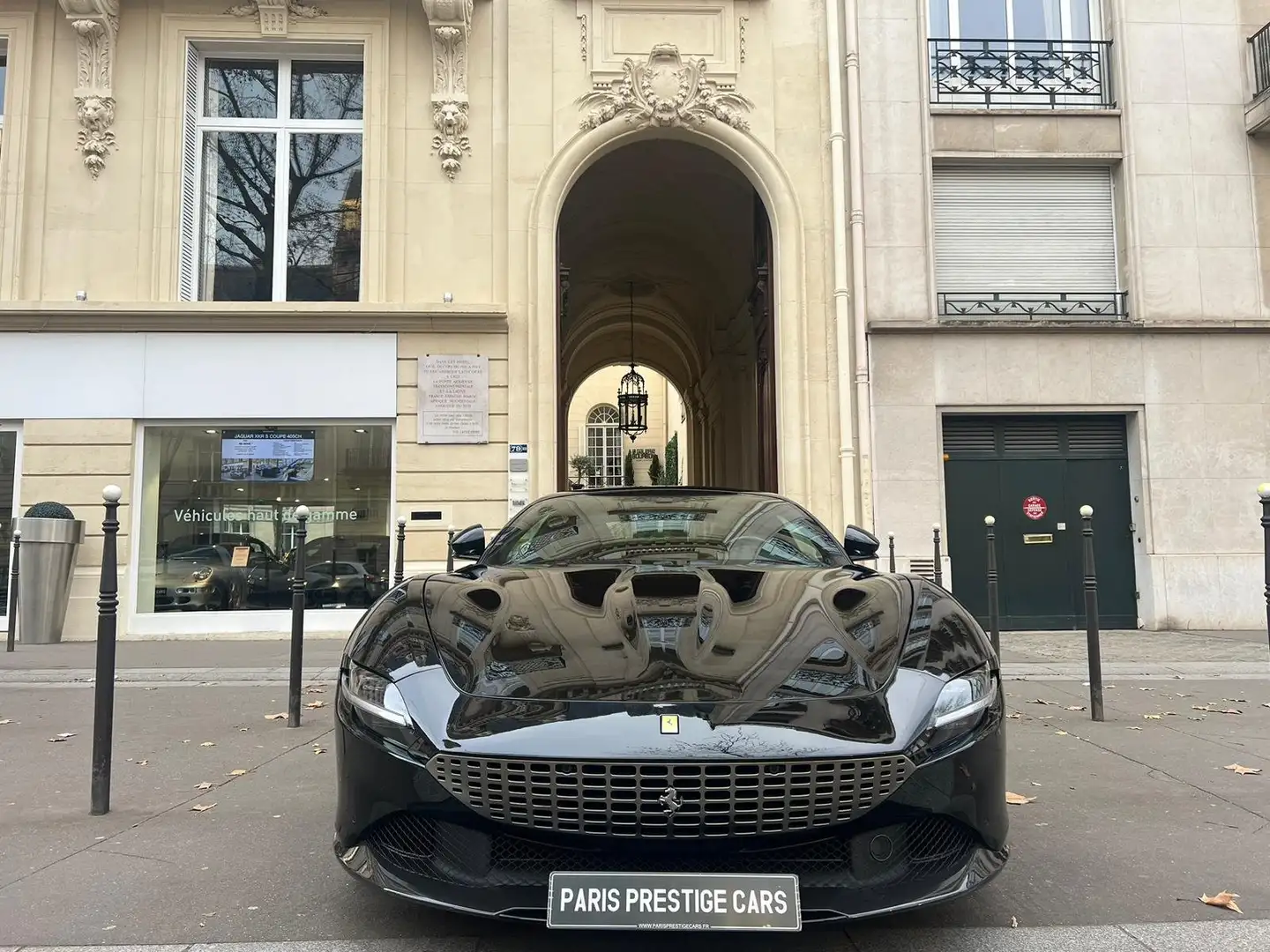 Ferrari Roma Negro - 2