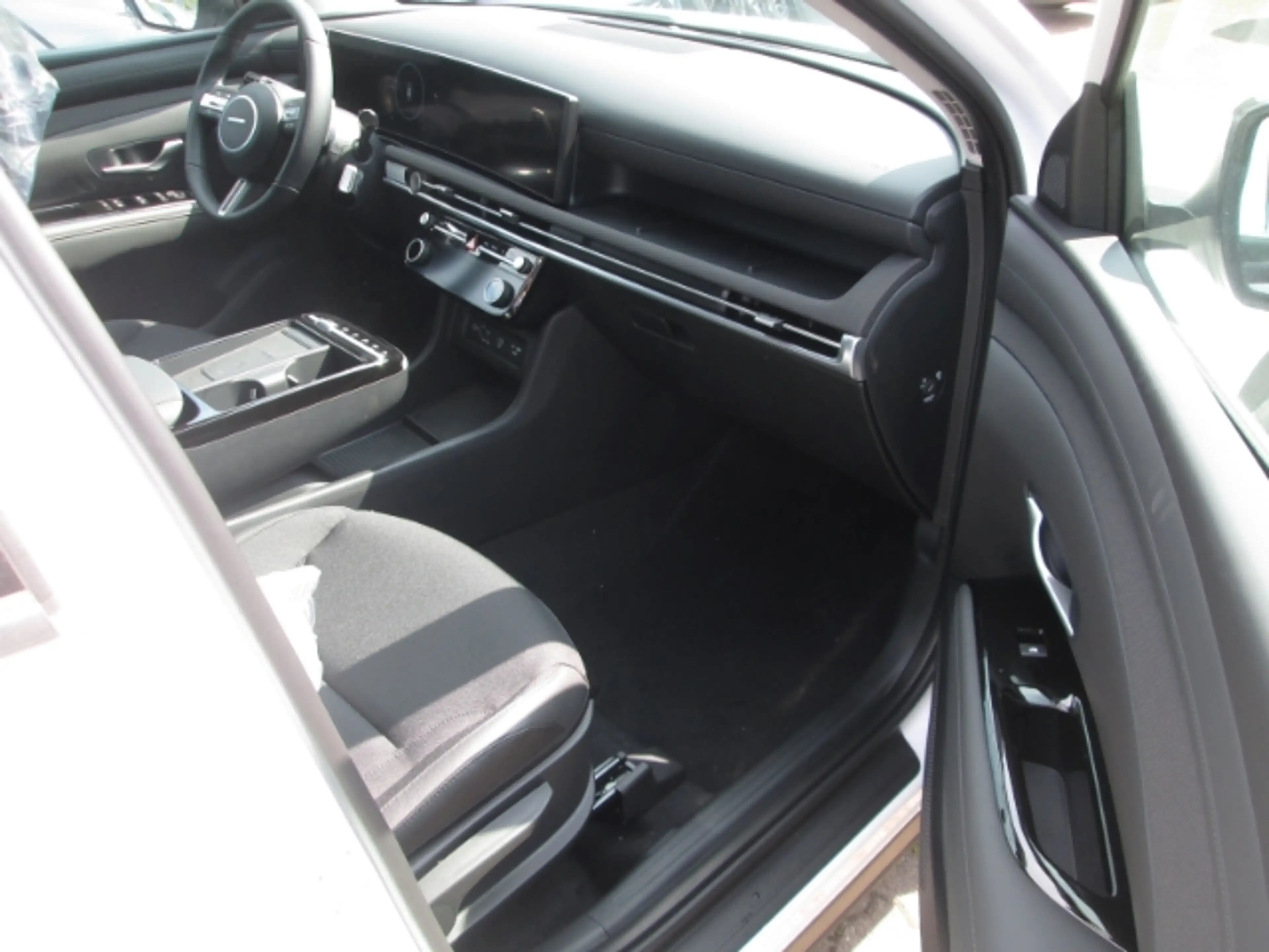 Hyundai TUCSON Trend Mild-Hybrid 2WD 1.6 T-GDI EU6e Voll LED Andr — photo 9