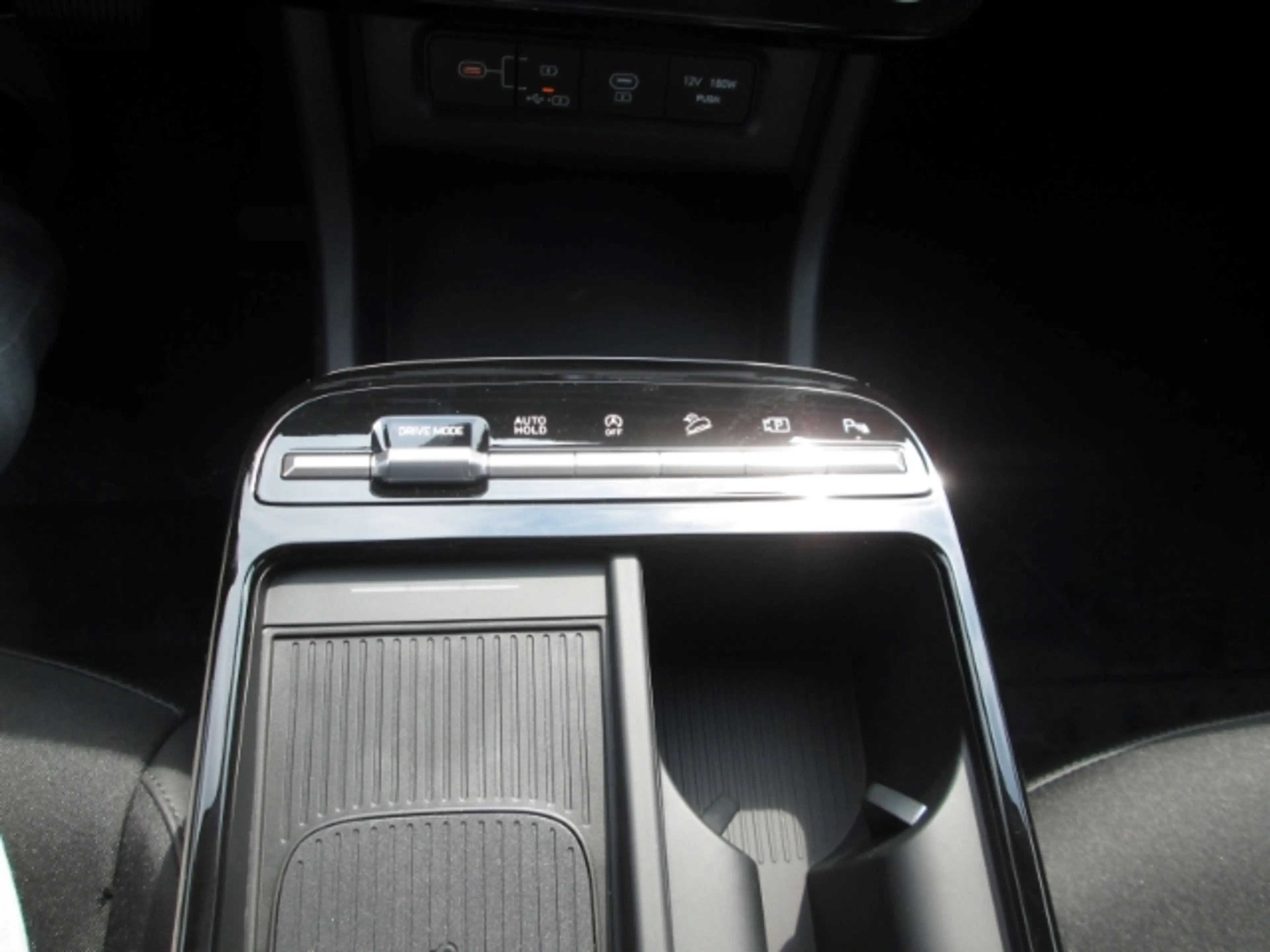 Hyundai TUCSON Trend Mild-Hybrid 2WD 1.6 T-GDI EU6e Voll LED Andr — photo 19