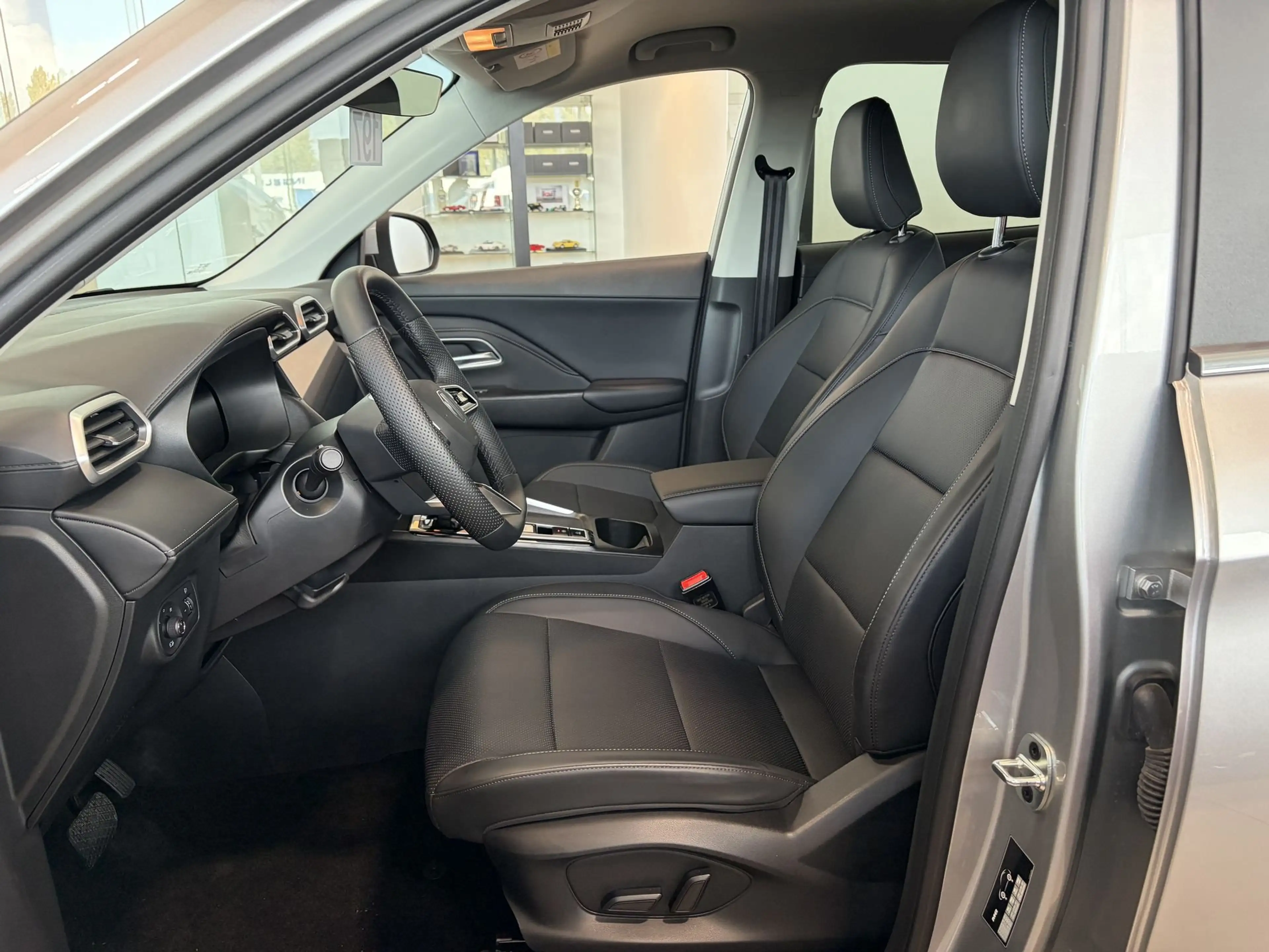 MG ZS Luxury / Keyless / Leder / 360° Camera / Adaptive Cruise Control / Zetel & Stuurwielverwarming / — photo 14