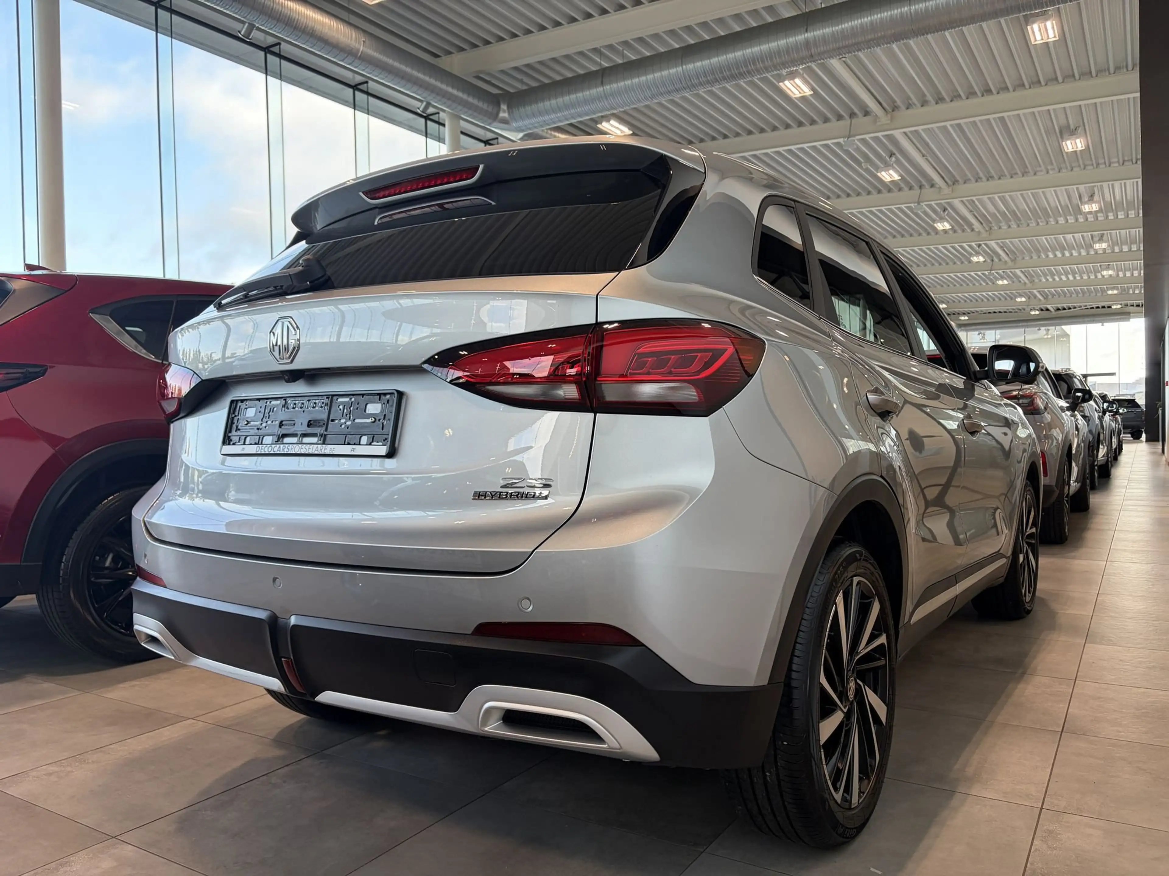 MG ZS Luxury / Keyless / Leder / 360° Camera / Adaptive Cruise Control / Zetel & Stuurwielverwarming / — photo 10