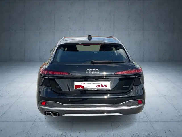 Audi A6 view 5