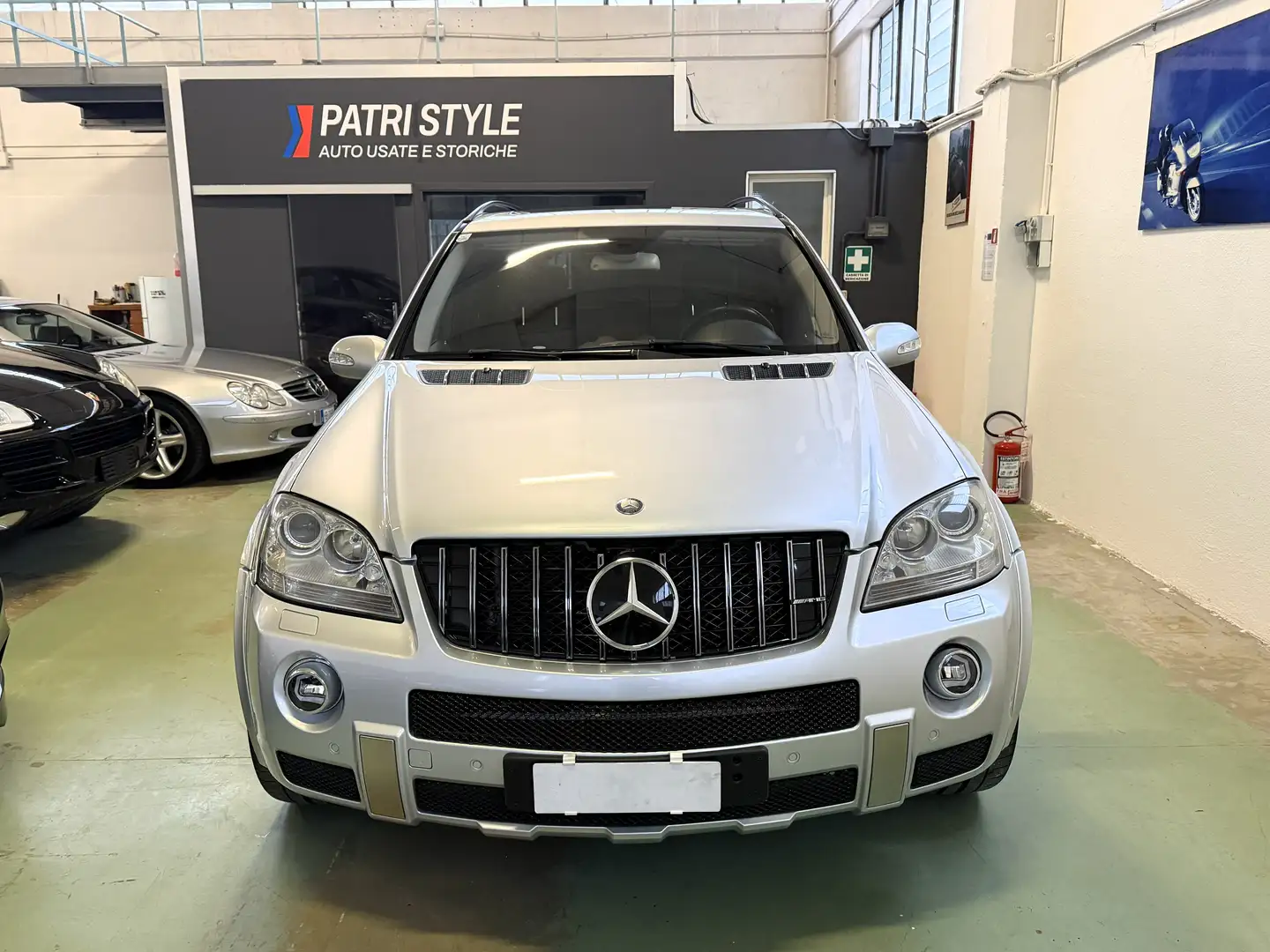 Mercedes-Benz ML 63 AMG ML 63 AMG ML 63 AMG - 22" -TETTO- ASI - STUPENDO Silber - 2