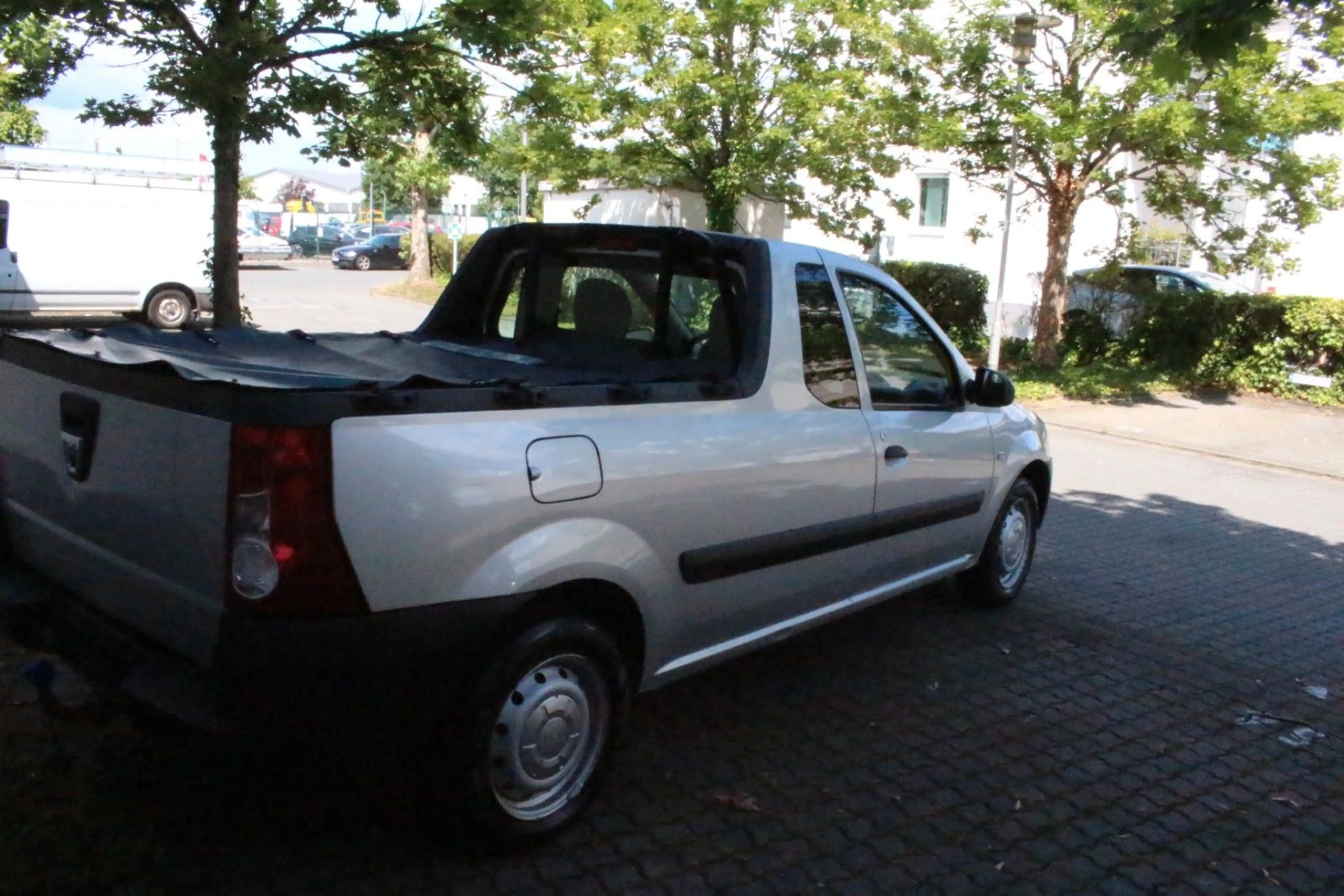 Dacia Logan Pickup Ambiance — photo 5